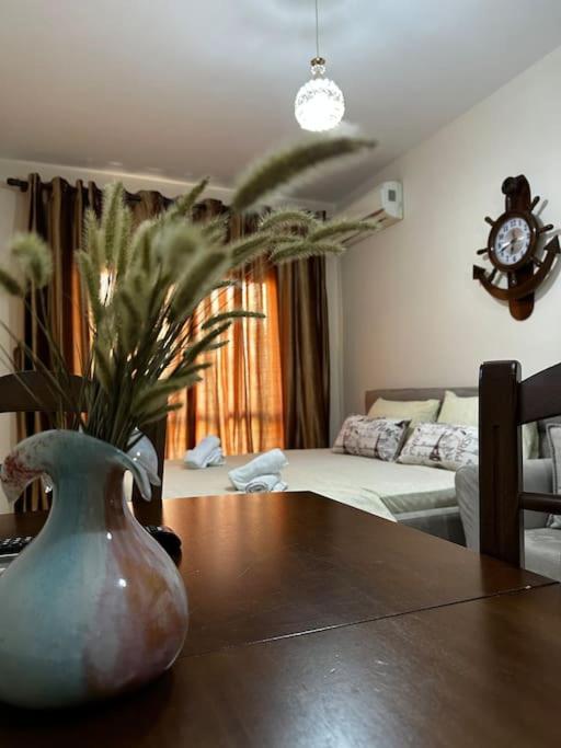 Jurxhen Durress Apartment 1 minute walking from sea