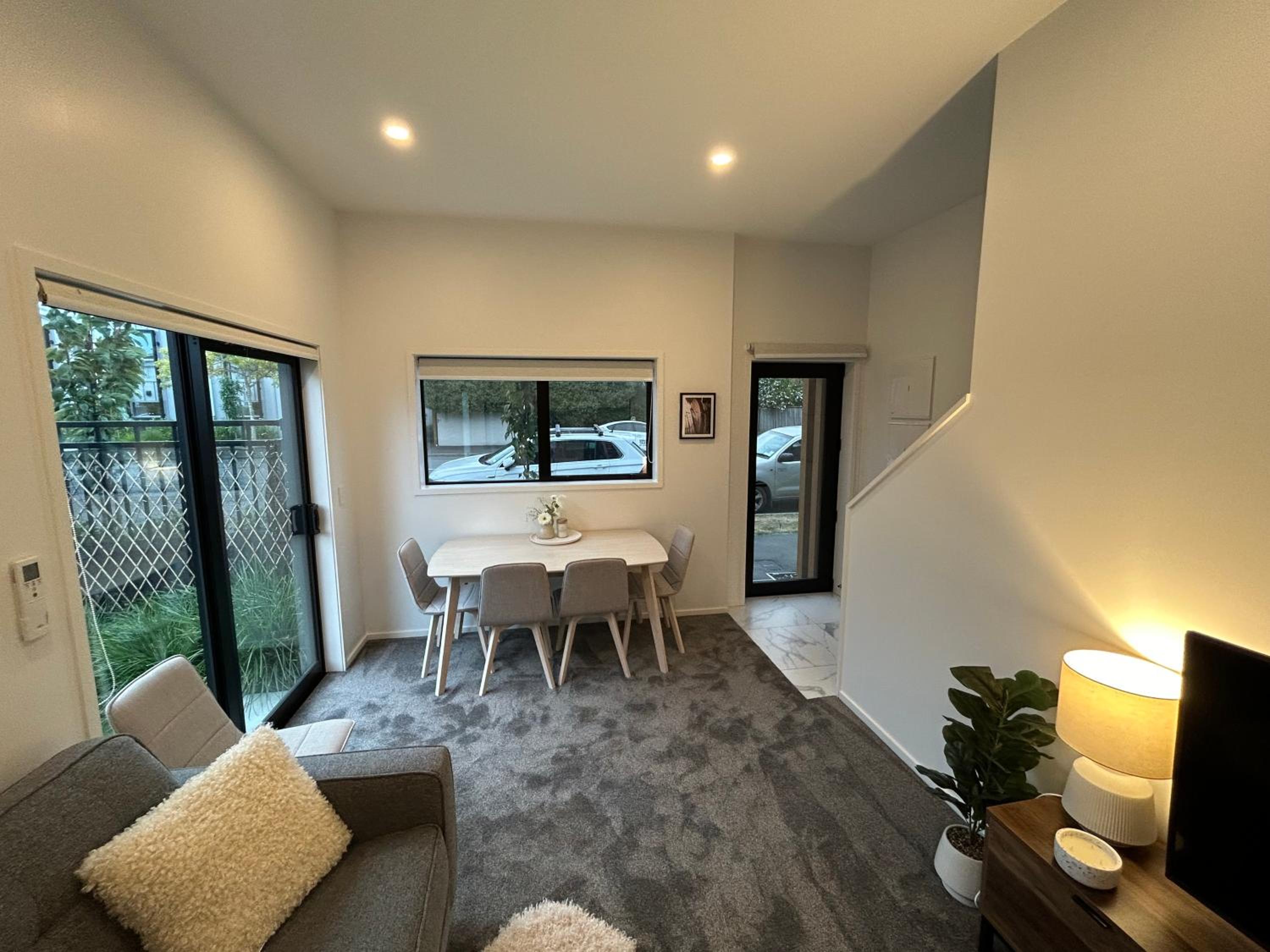 Spacious Inner City Townhouse