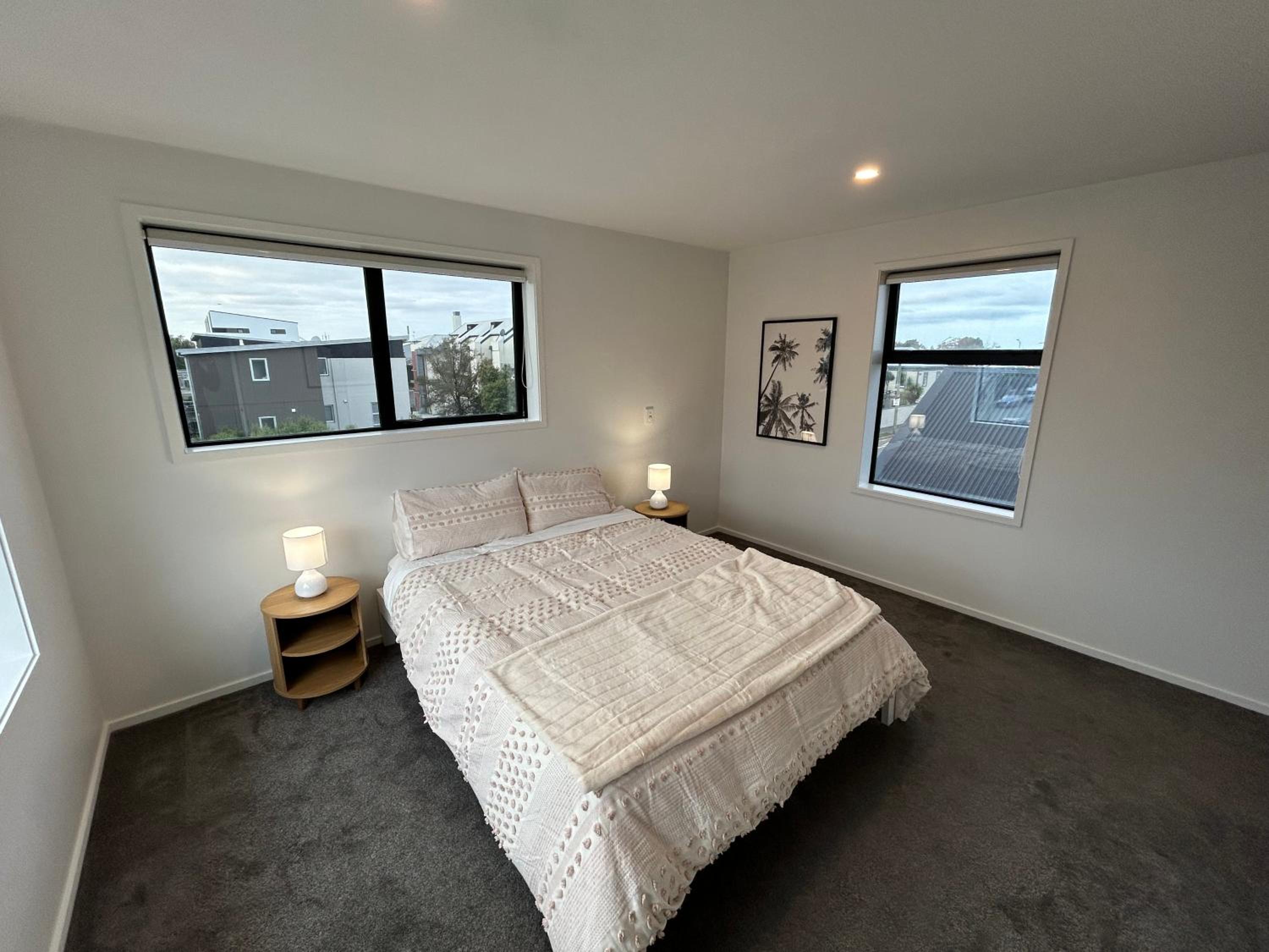 Spacious Inner City Townhouse