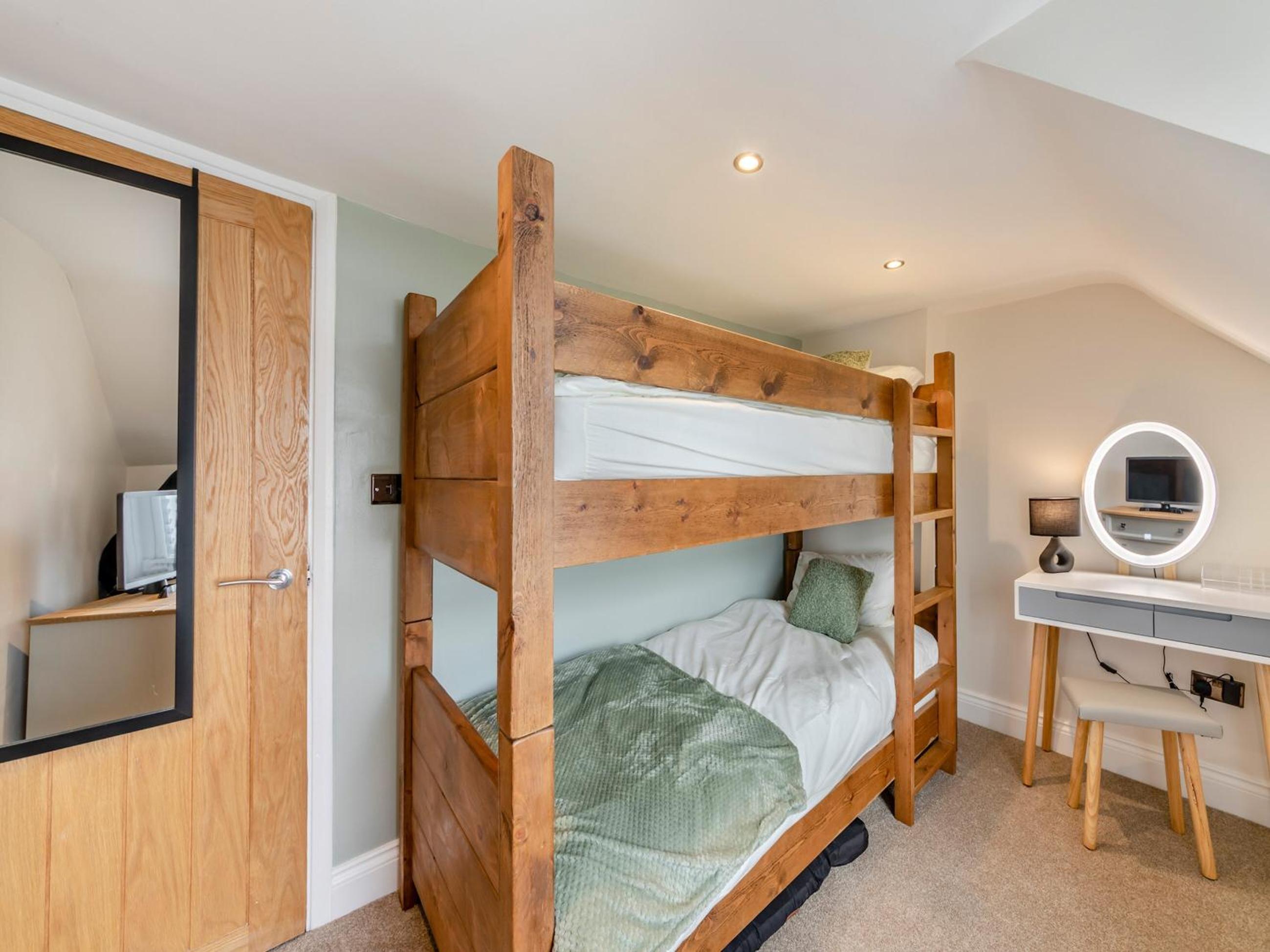 Captain's Quarters
