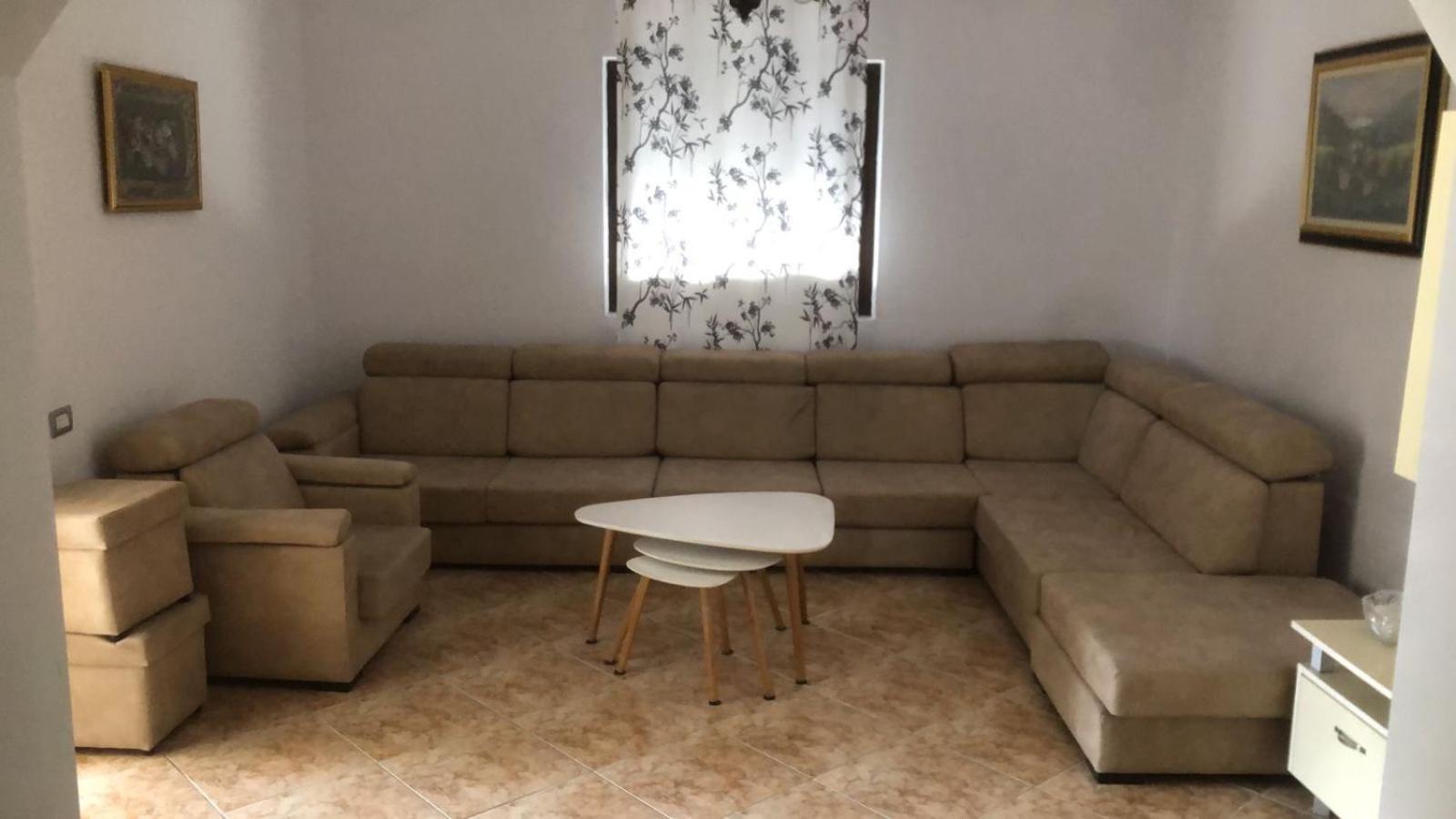 Reina bnb