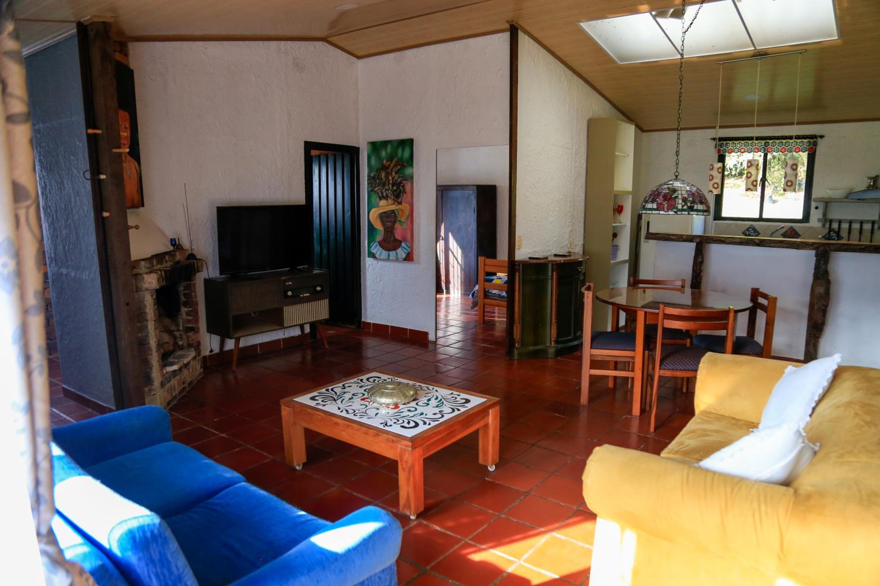 Casa de Campo en la Montaña Negra-Subachoque