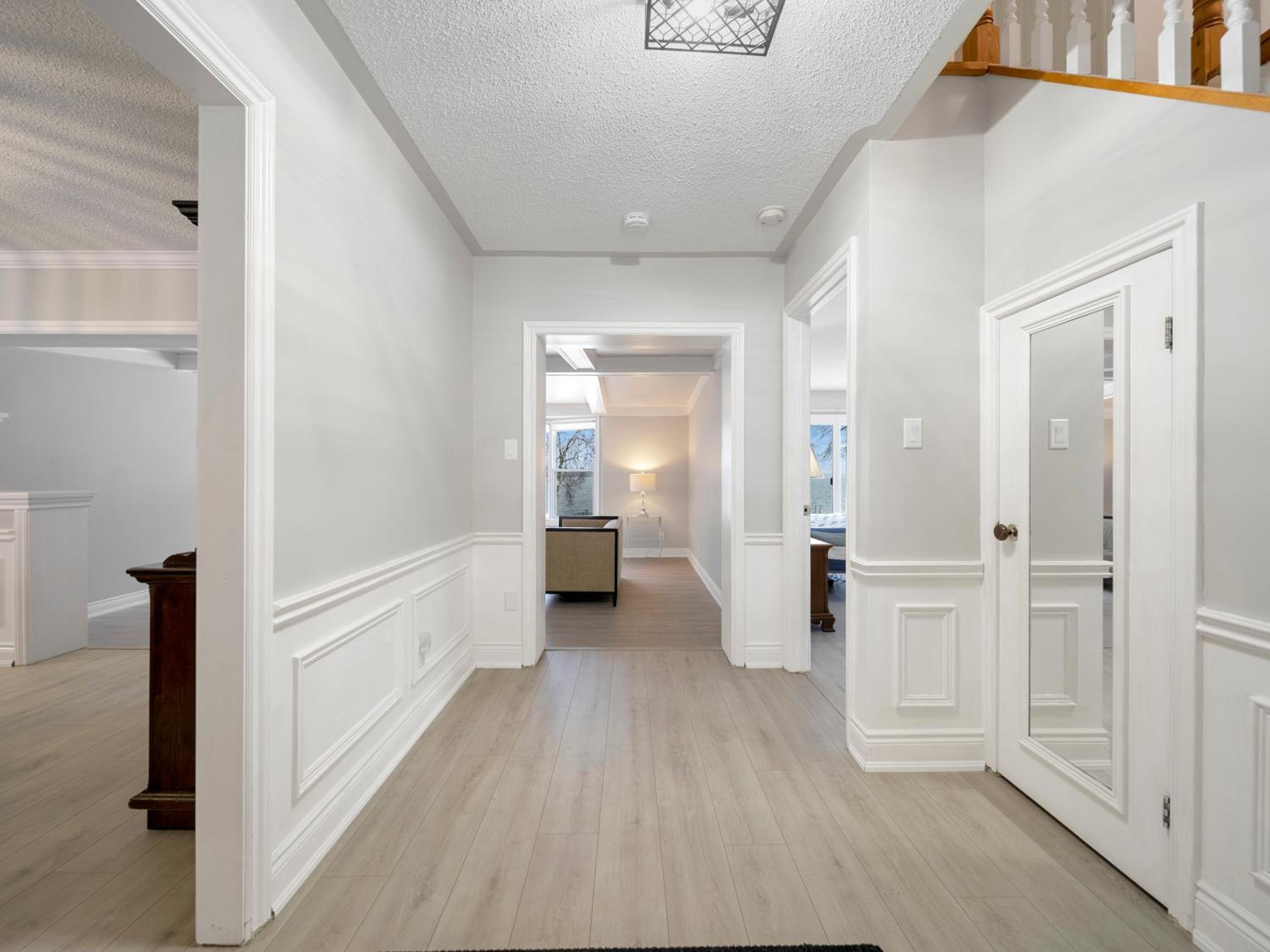 Orillia Vacations - The Captains Lake House - Property Image 4