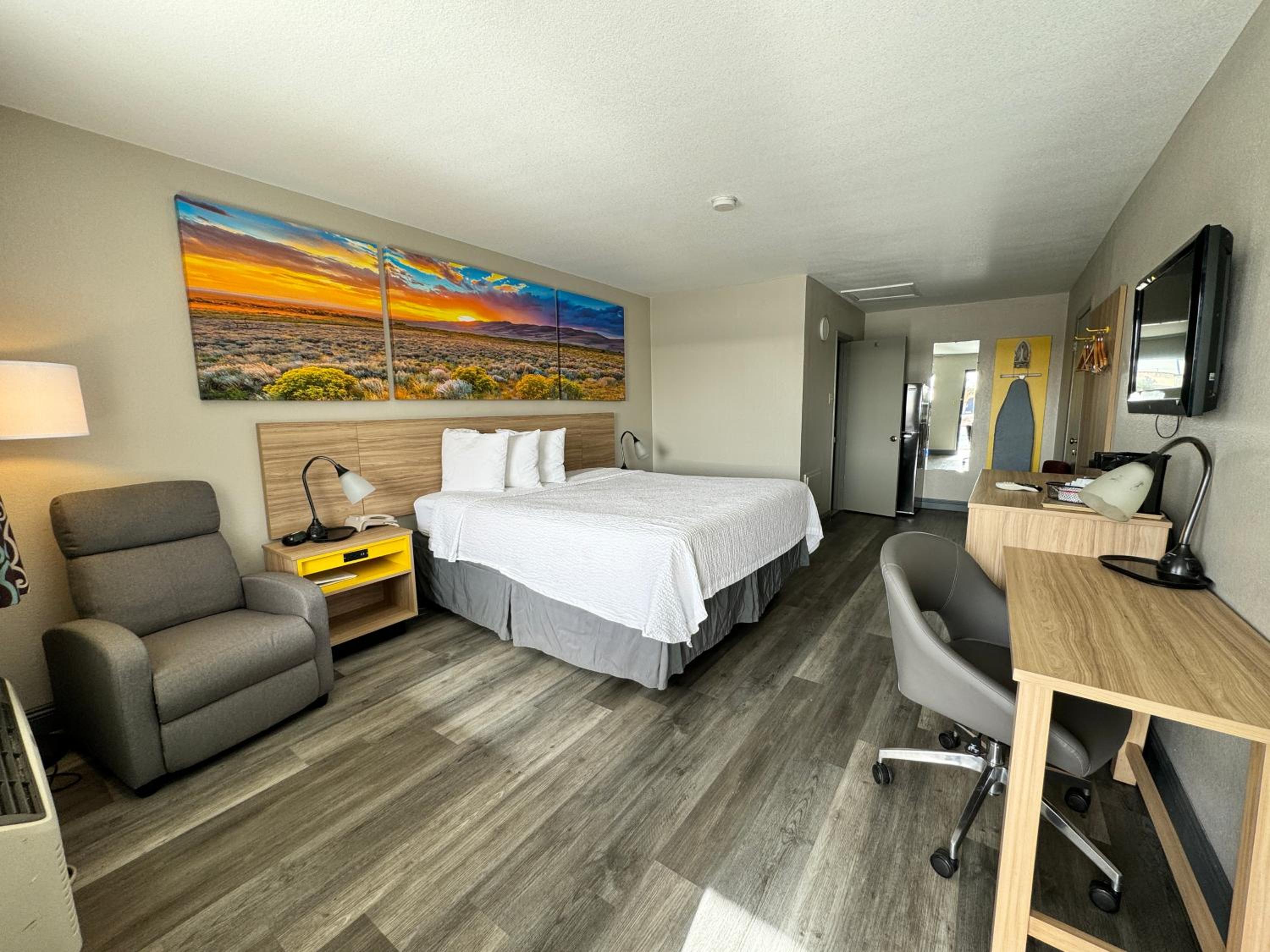 Van Horn Vacations - Days Inn by Wyndham Van Horn TX - Property Image 13