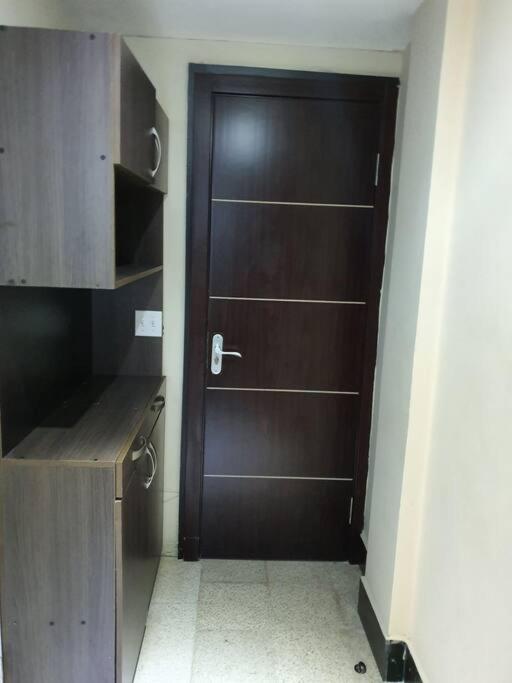 R.1114 Estudio ejecutivo privado, con cocina y baño. view 4