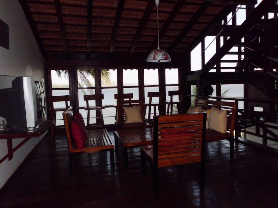 WOODEN CHALET ON THE RIVER BANKS