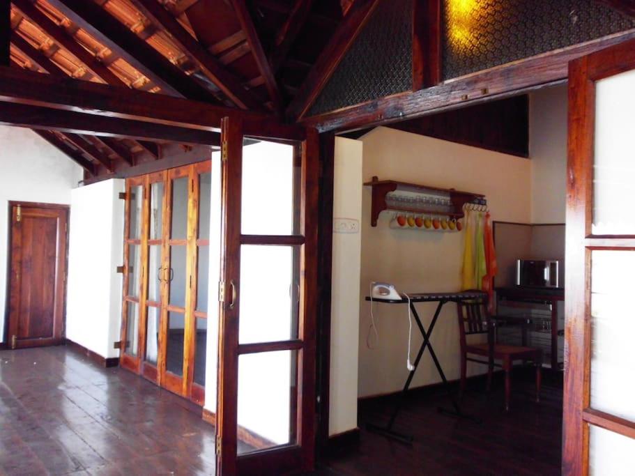 WOODEN CHALET ON THE RIVER BANKS