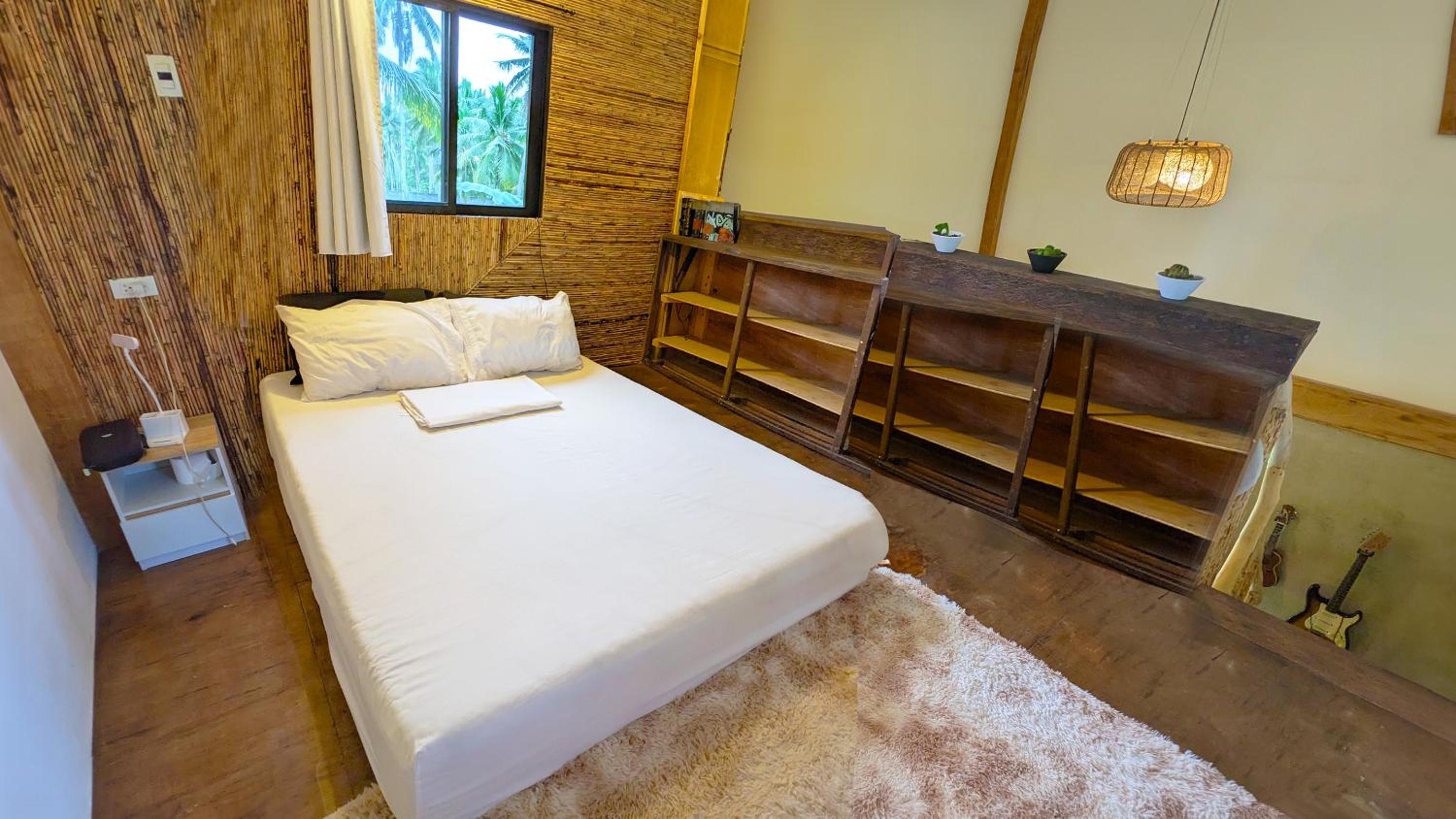 Tropical Haven with Dedicated Office Space in Siargao view 4