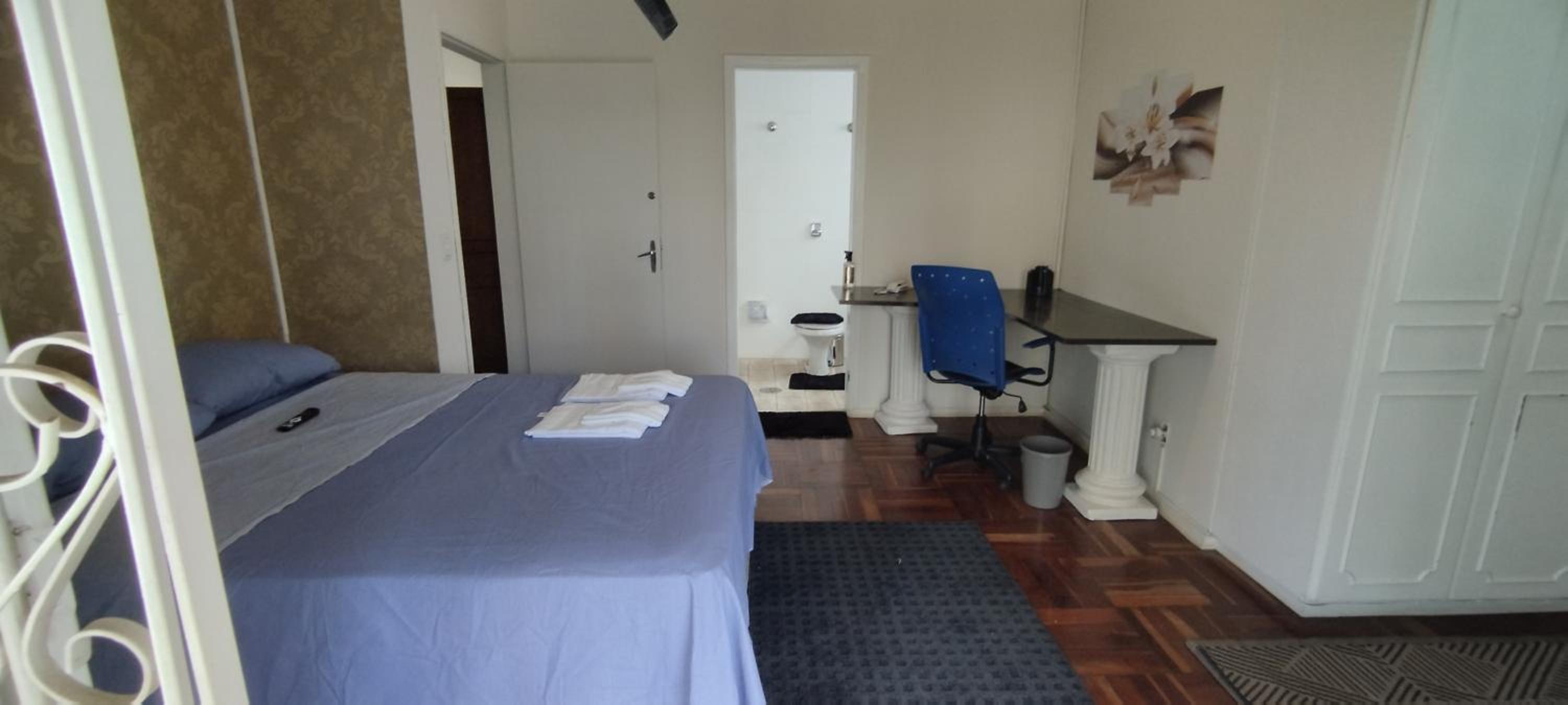 Suíte luxo com sacada mobiliada Q1