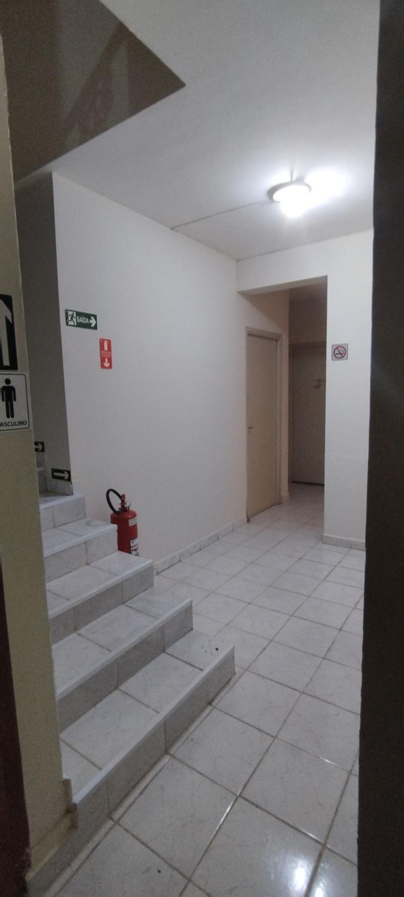 Suíte luxo com sacada mobiliada Q1