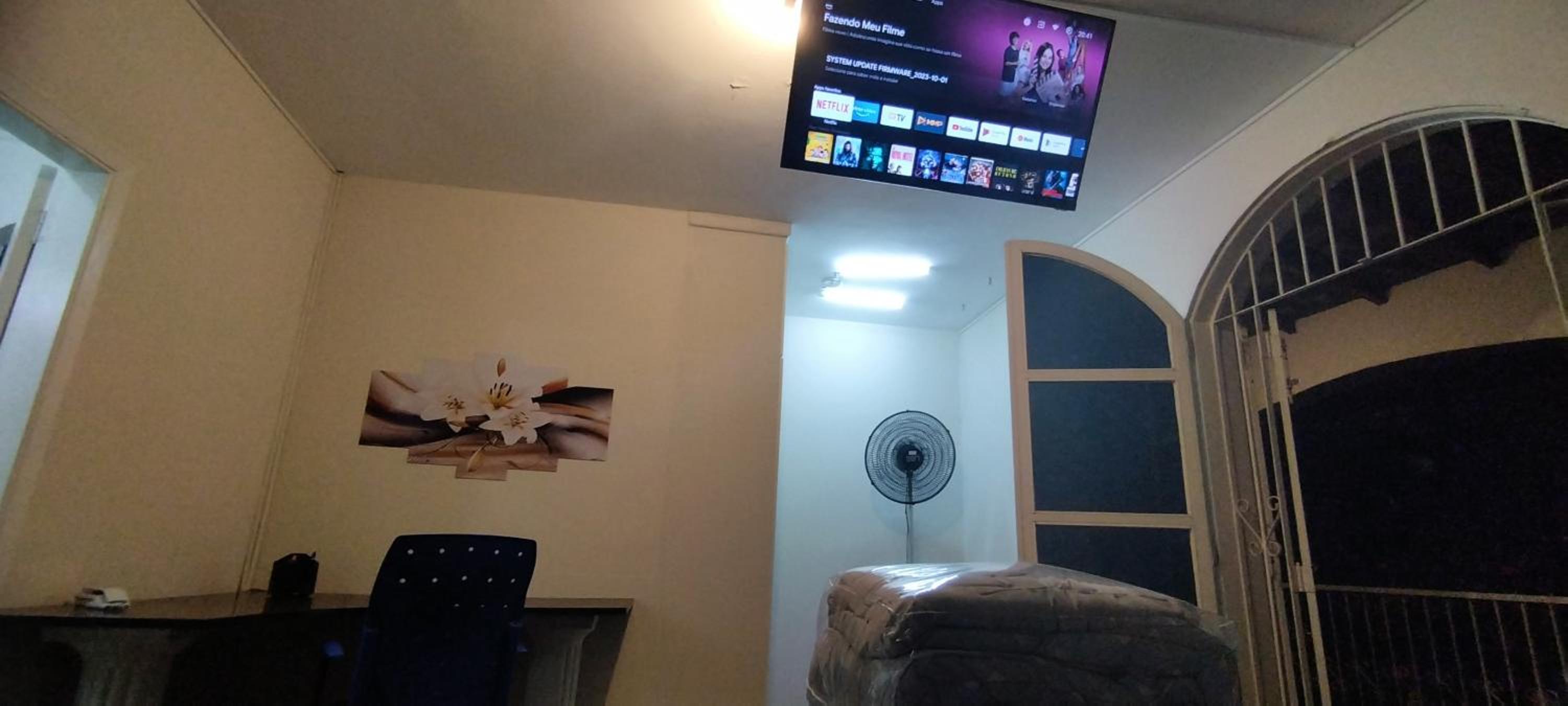 Suíte luxo com sacada mobiliada Q1