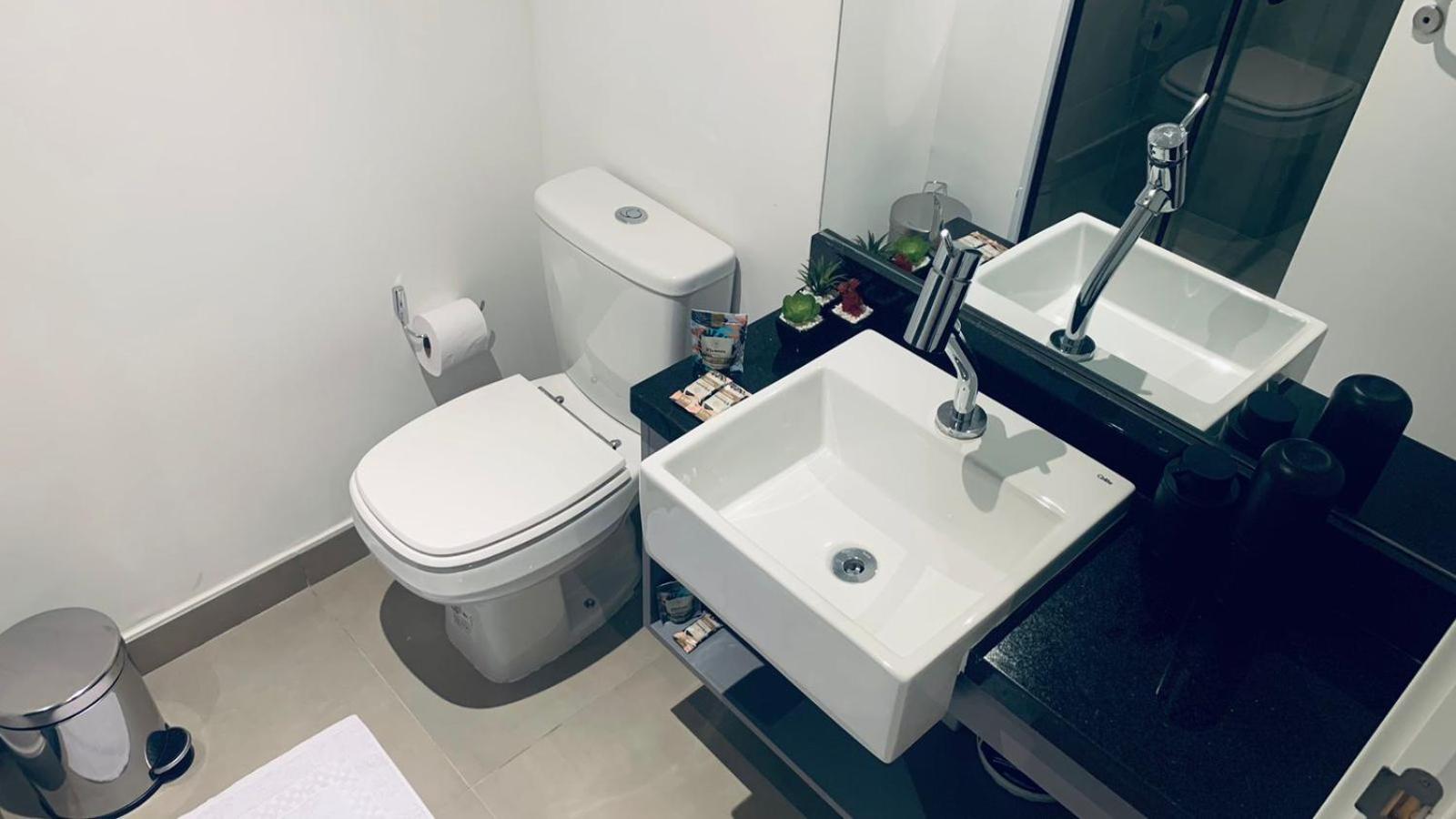 Studio Completo em Moema ao lado do Shopping Ibirapuera