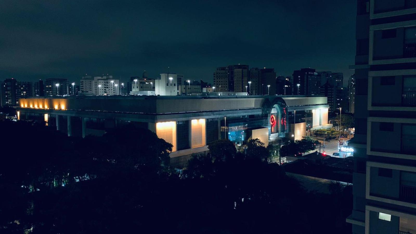 Studio Completo em Moema ao lado do Shopping Ibirapuera