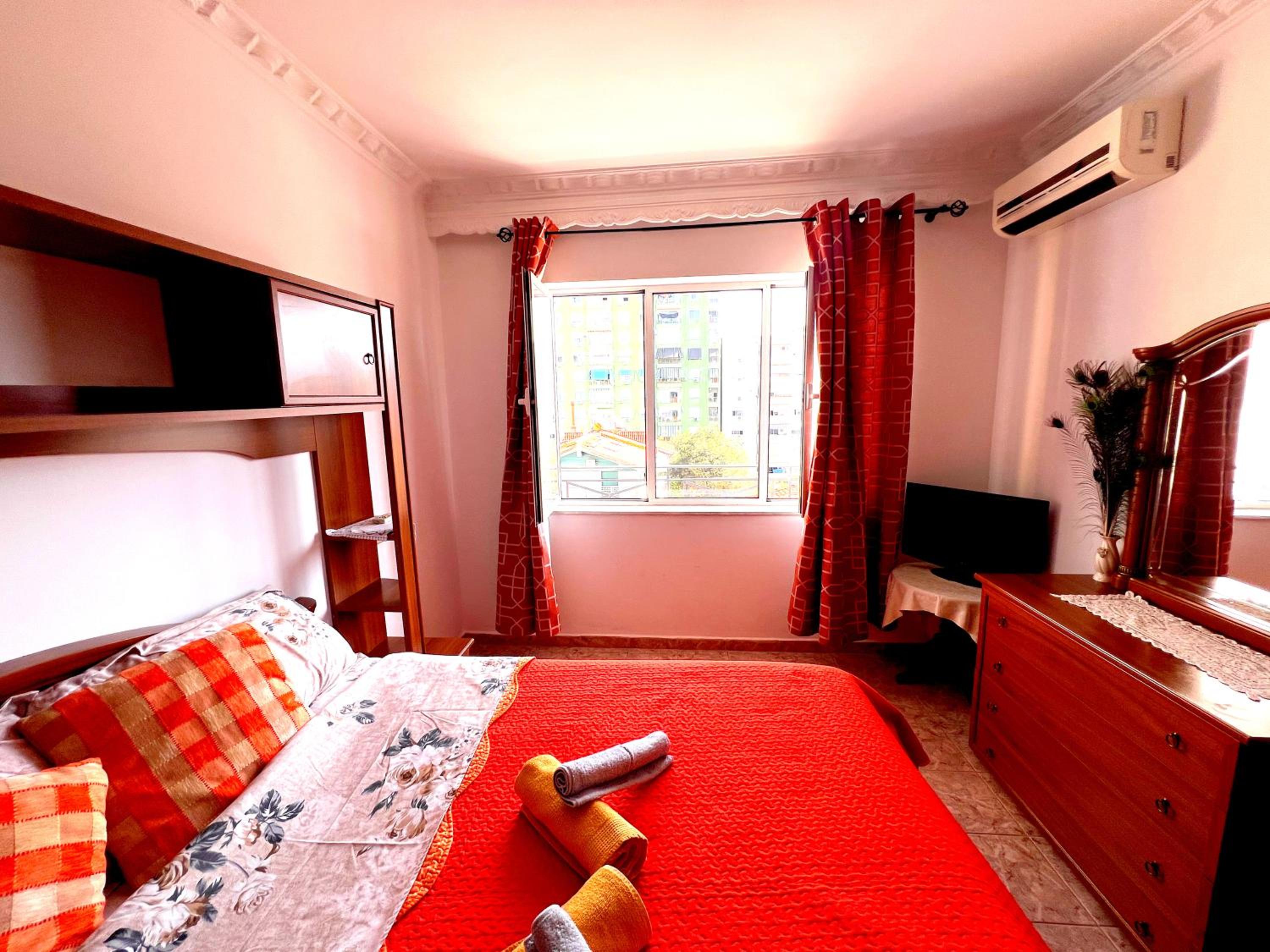 BLLOK Bright Private Bedrooms With Private Bathroom on Shared Apartment