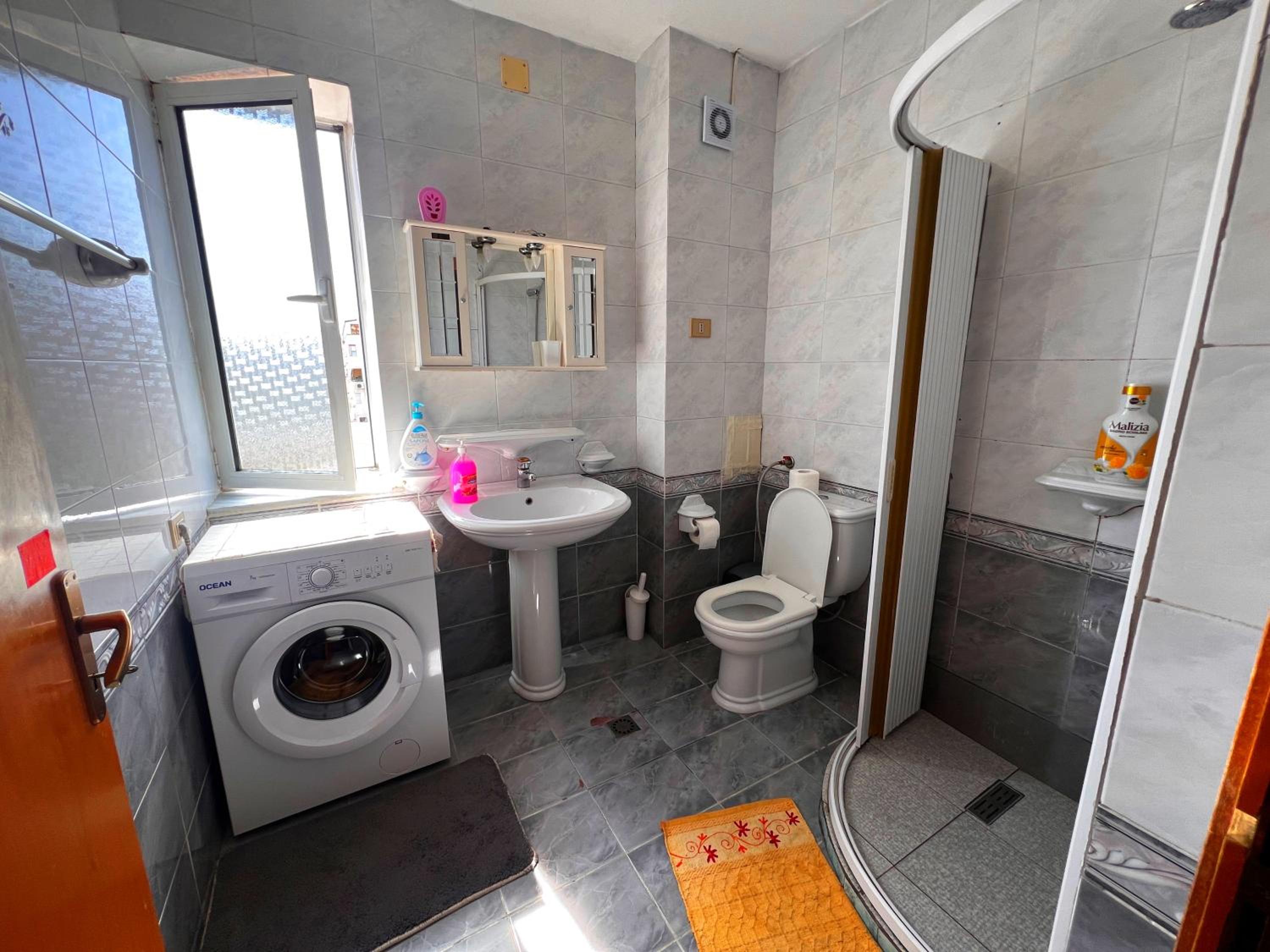 BLLOK Bright Private Bedrooms With Private Bathroom on Shared Apartment