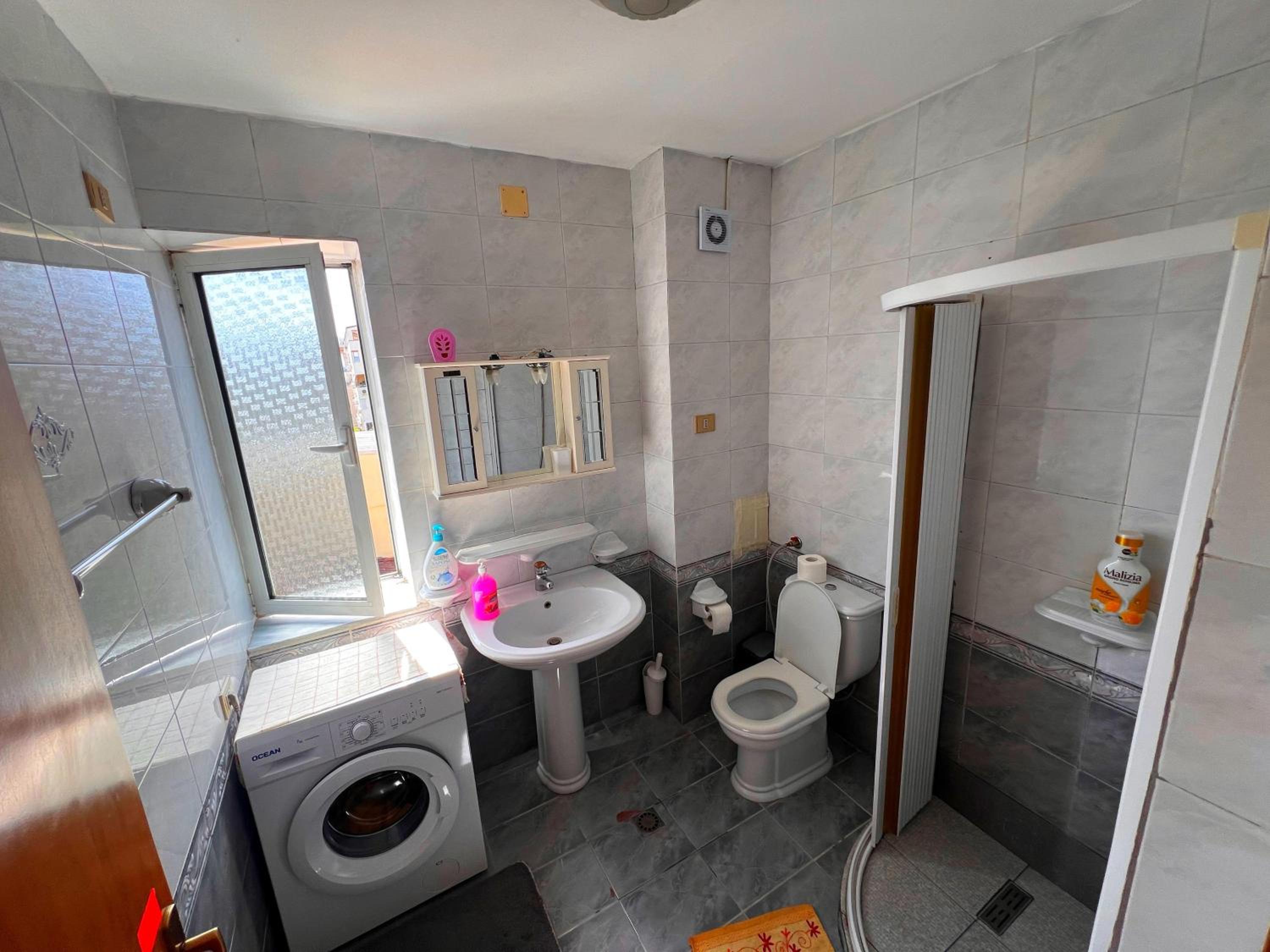 BLLOK Bright Private Bedrooms With Private Bathroom on Shared Apartment