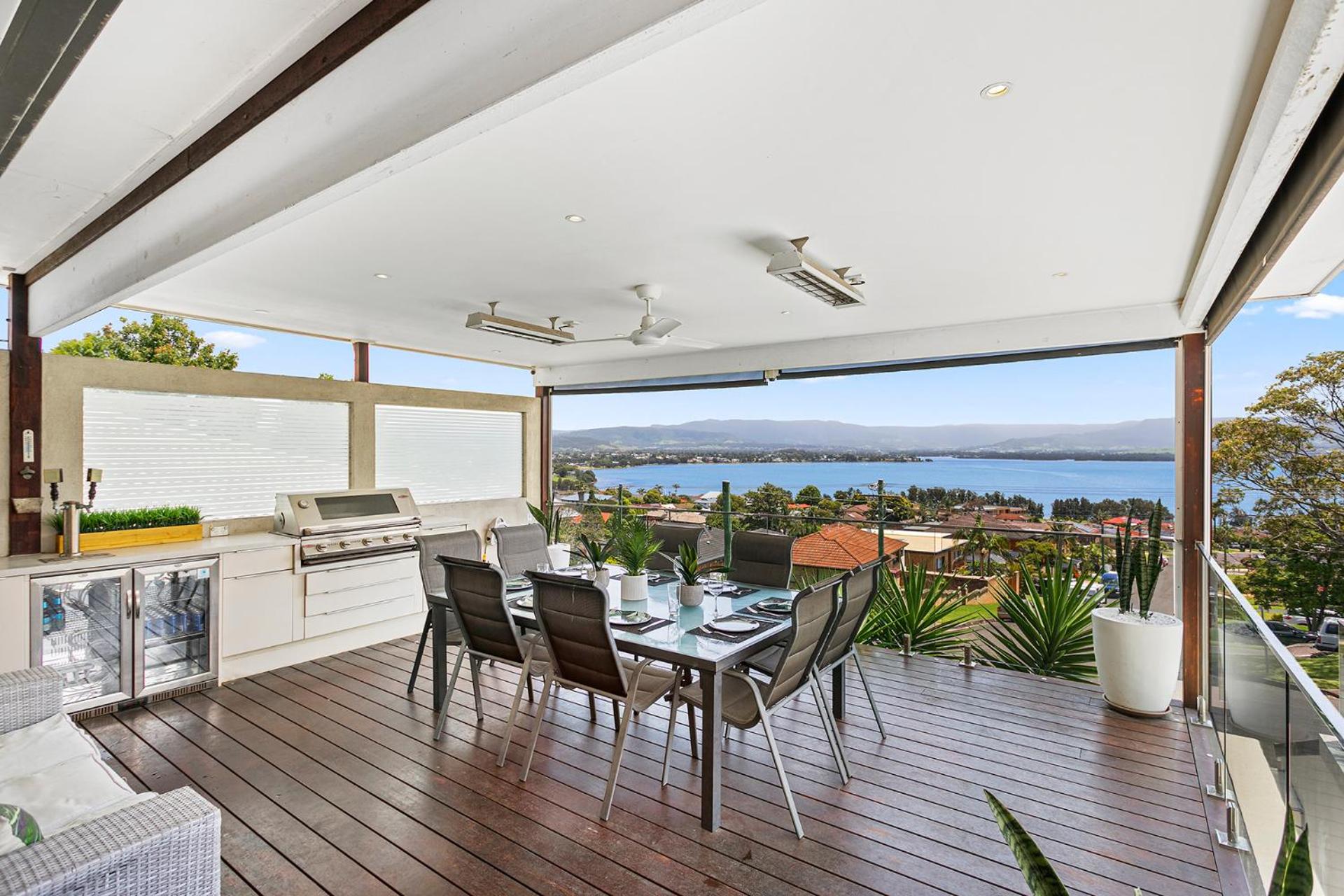 HEATed Pool, Lake & Beach, Luxury 5 B/R House