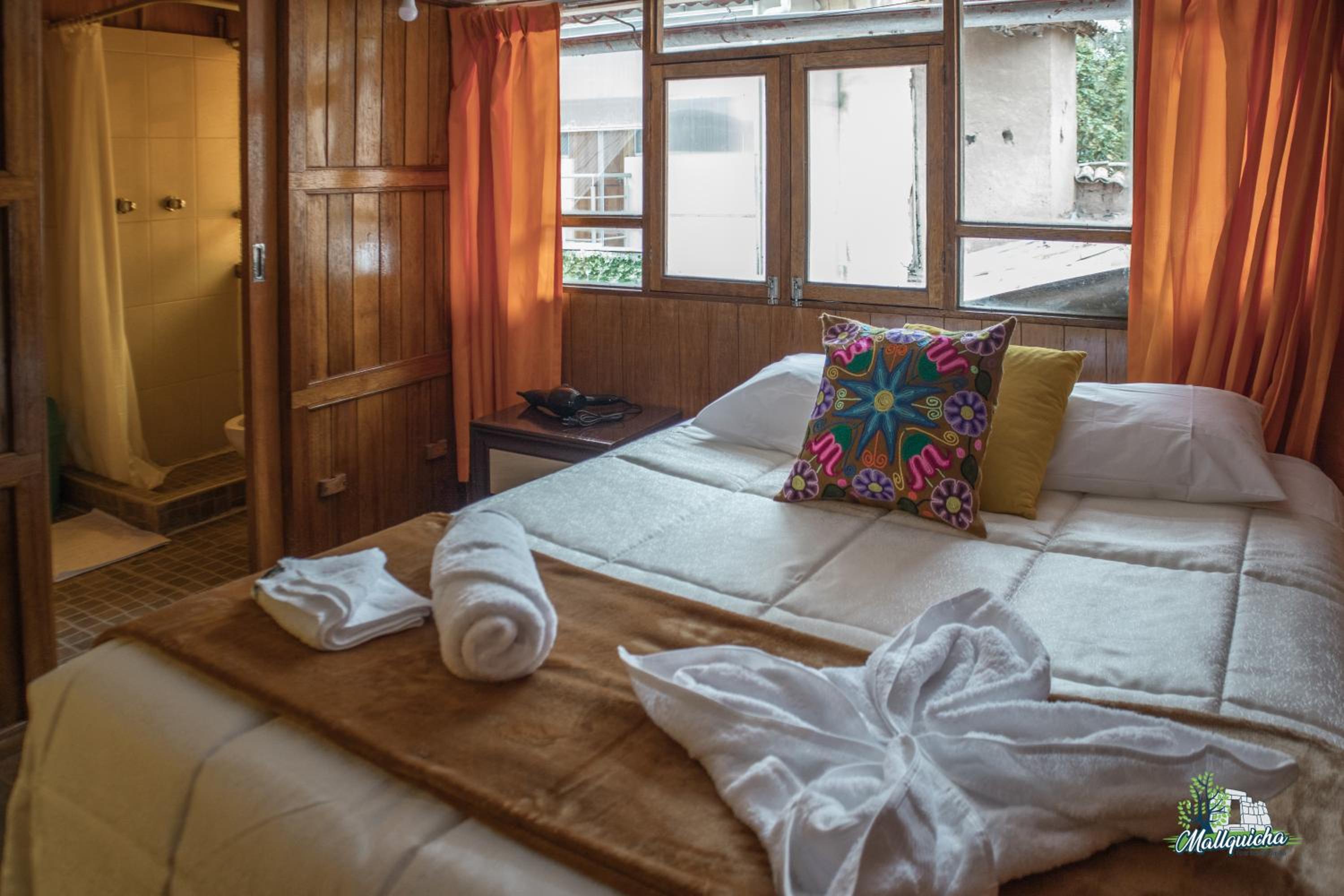 WARM AND CENTRAL HOUSE WITH SPECTACULAR VIEW OF CUSCO view 5