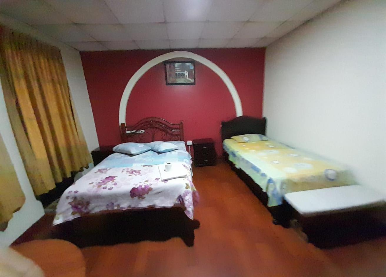 HOSTAL CALIFORNIA