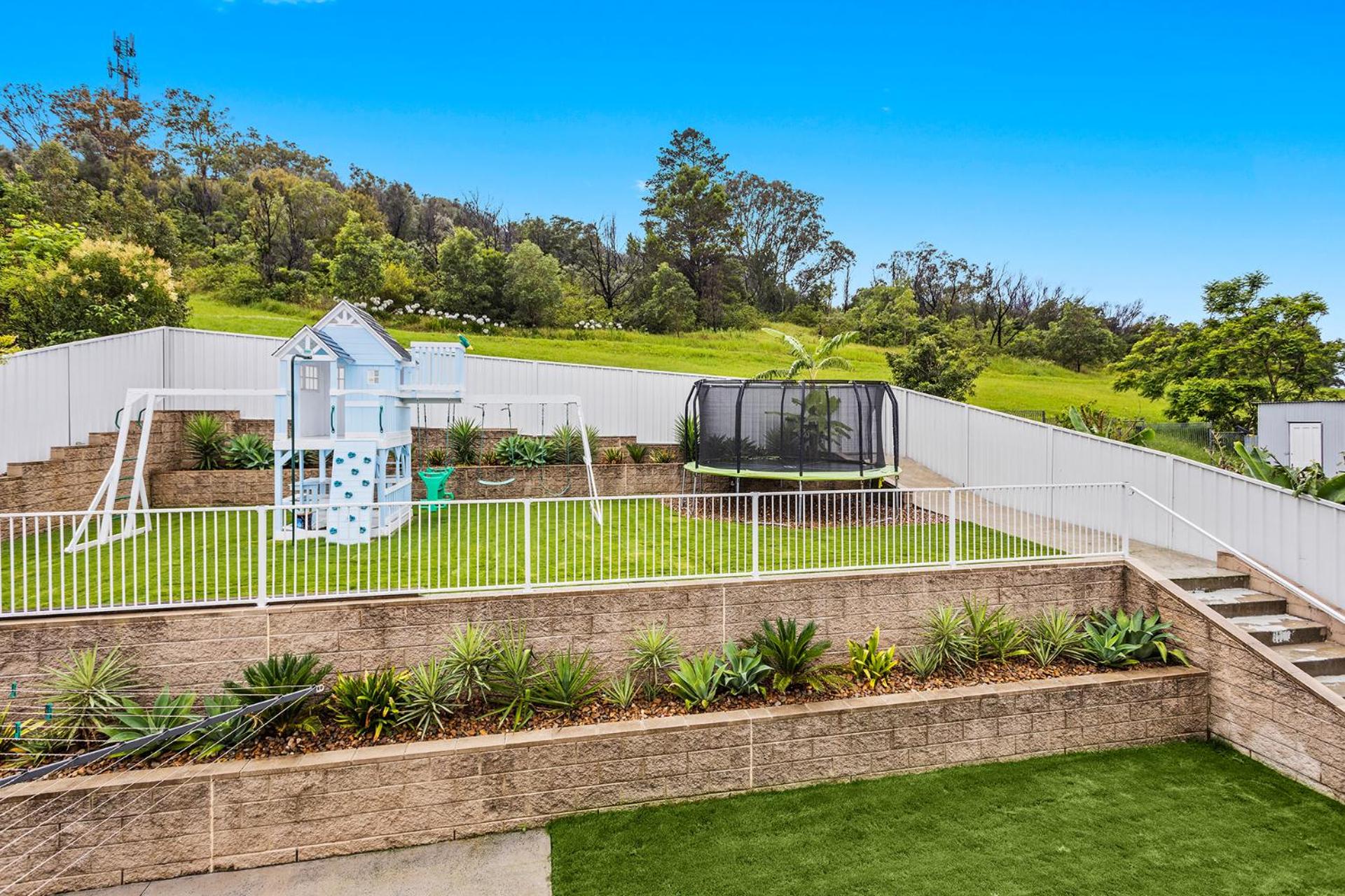 HEATed Pool, Lake & Beach, Luxury 5 B/R House