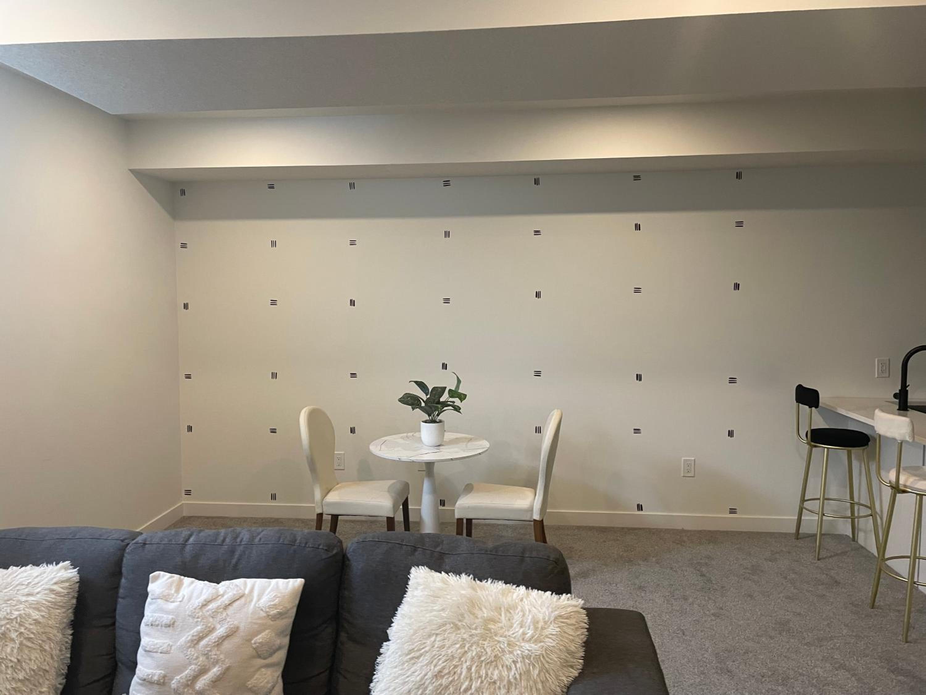 Emerald Suite with 2 beds - 10 minutes from downtown