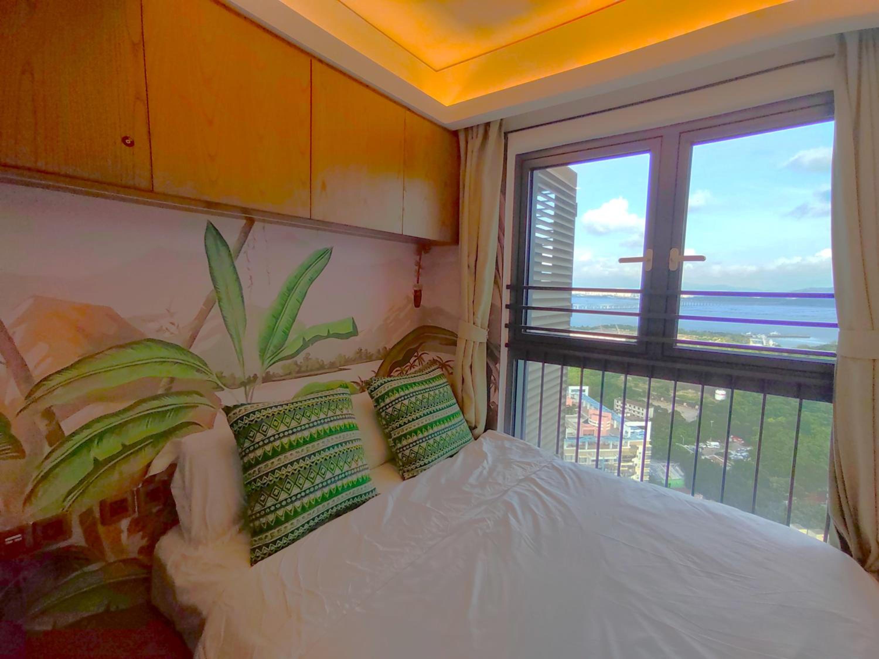 Interact China Fine Condo Shenzhen Bay