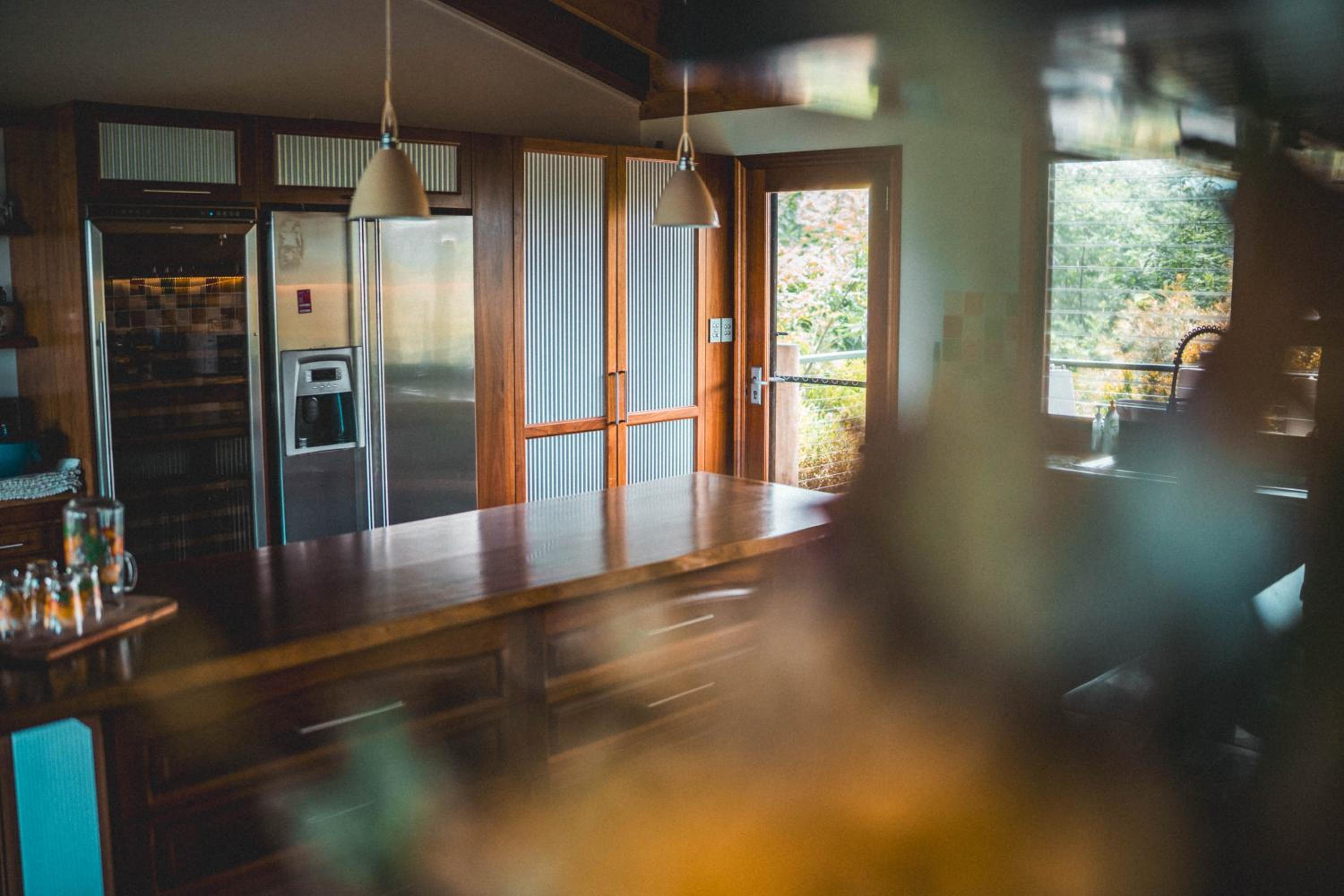 Luxurious Hinterland Guest House with HEATED POOL Sleeps 10 Brisbane Scenic Rim Gold Coast