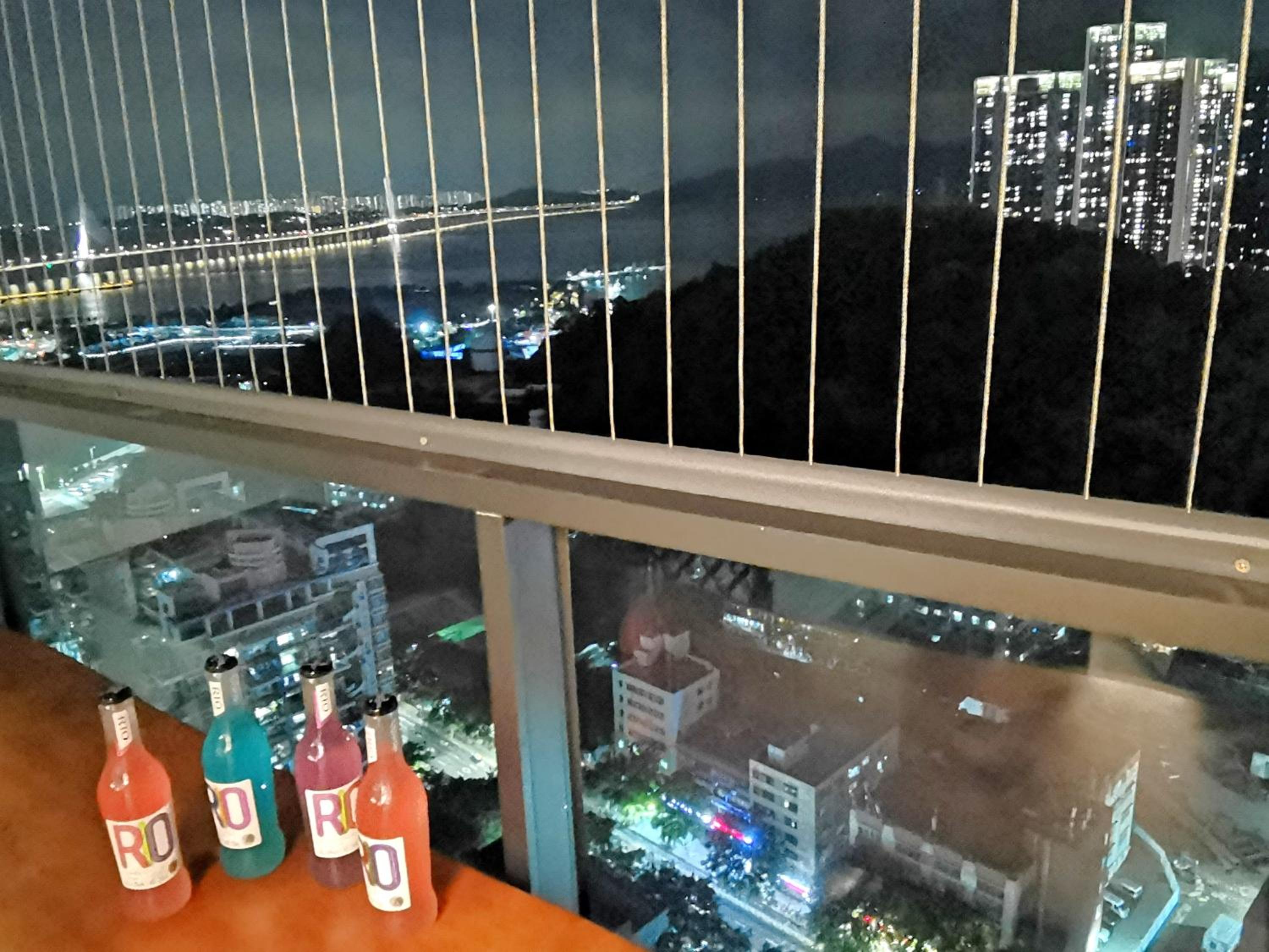 Interact China Fine Condo Shenzhen Bay