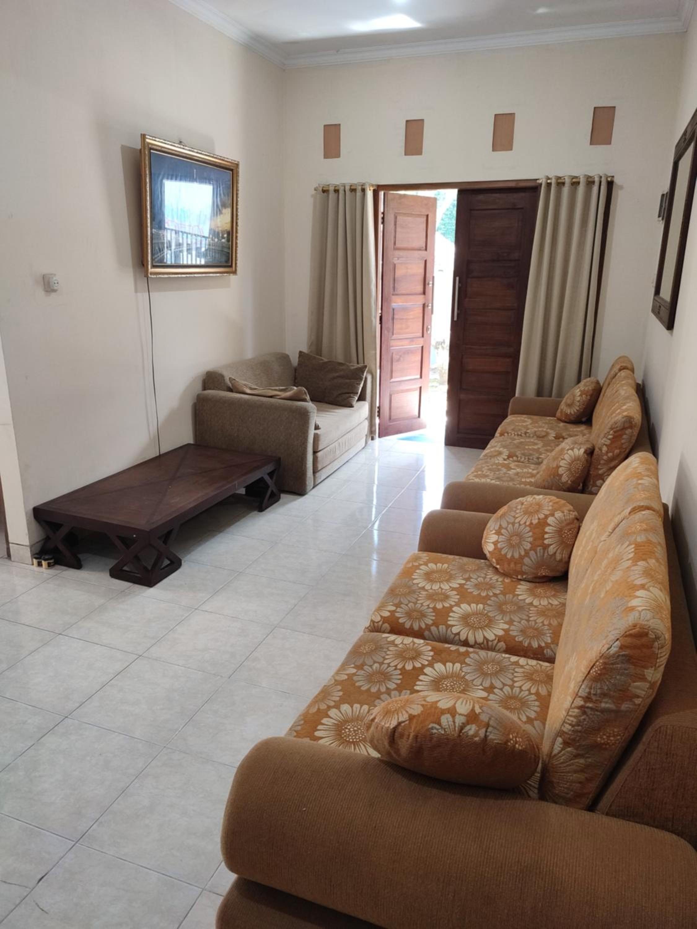 Emir Homestay
