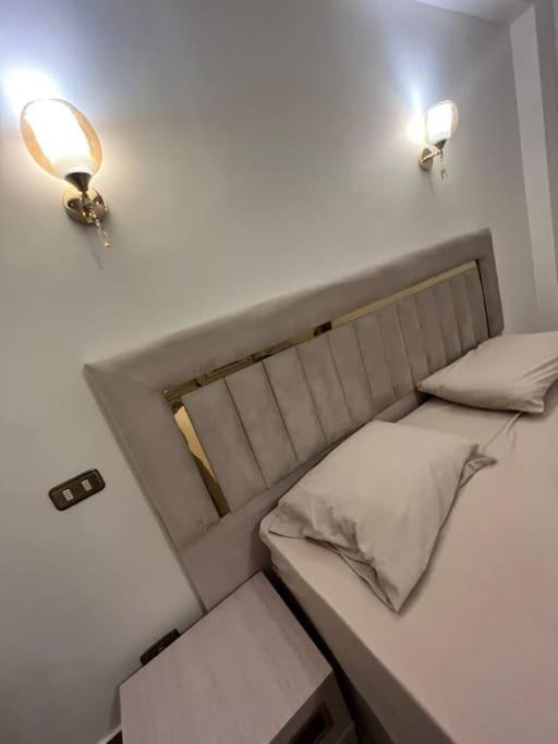 Lovely 3 room apartment in sheik zayed with garden view 5