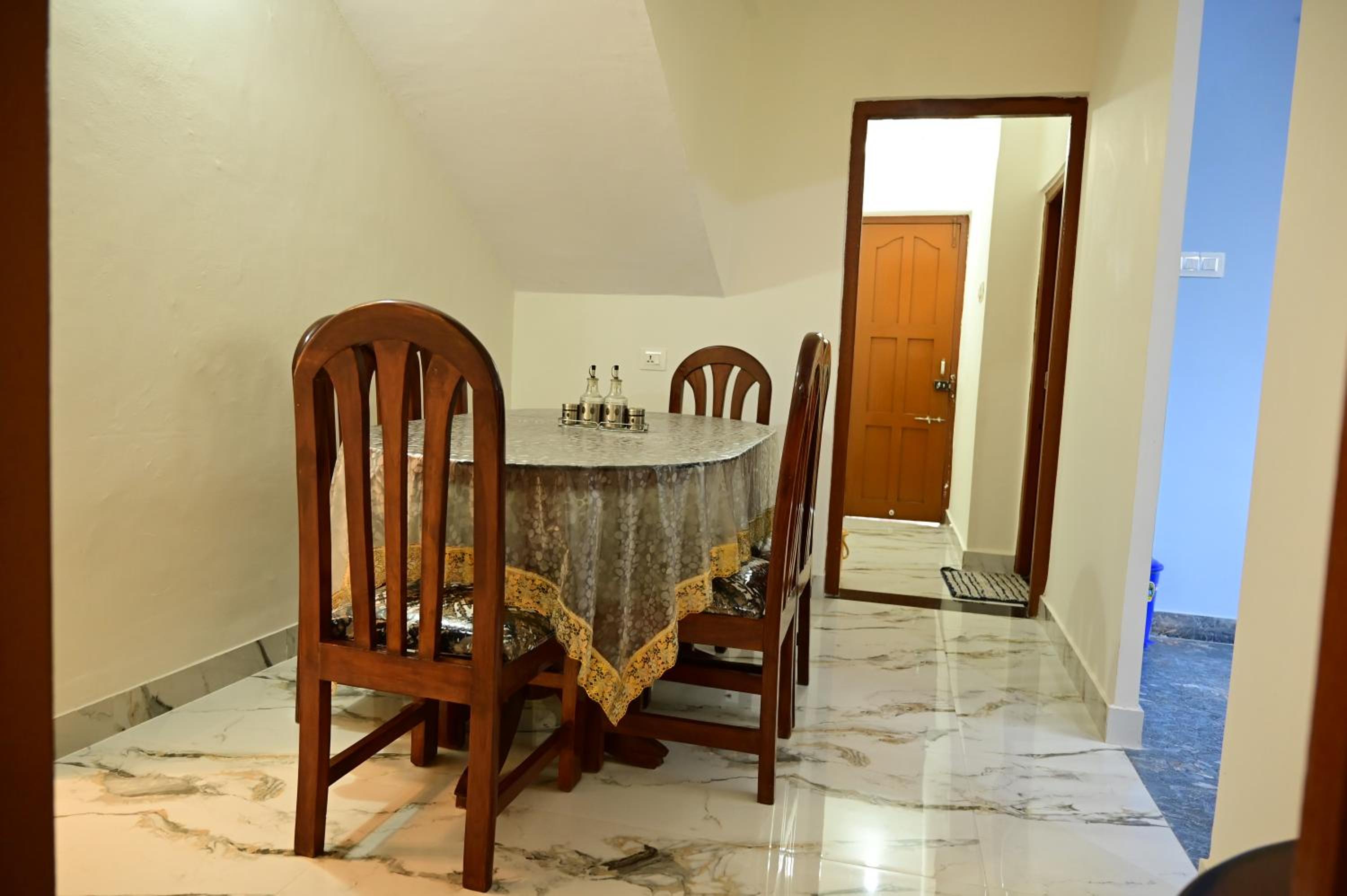 CASA FERIAS