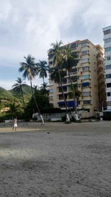 (Gairaca) Direct Oceanfront in Rodadero!
