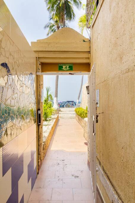 (Gairaca) Direct Oceanfront in Rodadero!