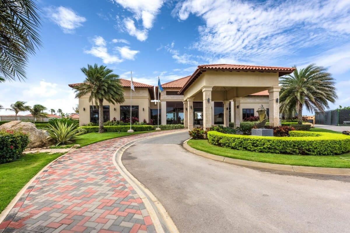 The best house in gold coast 4 bedrooms