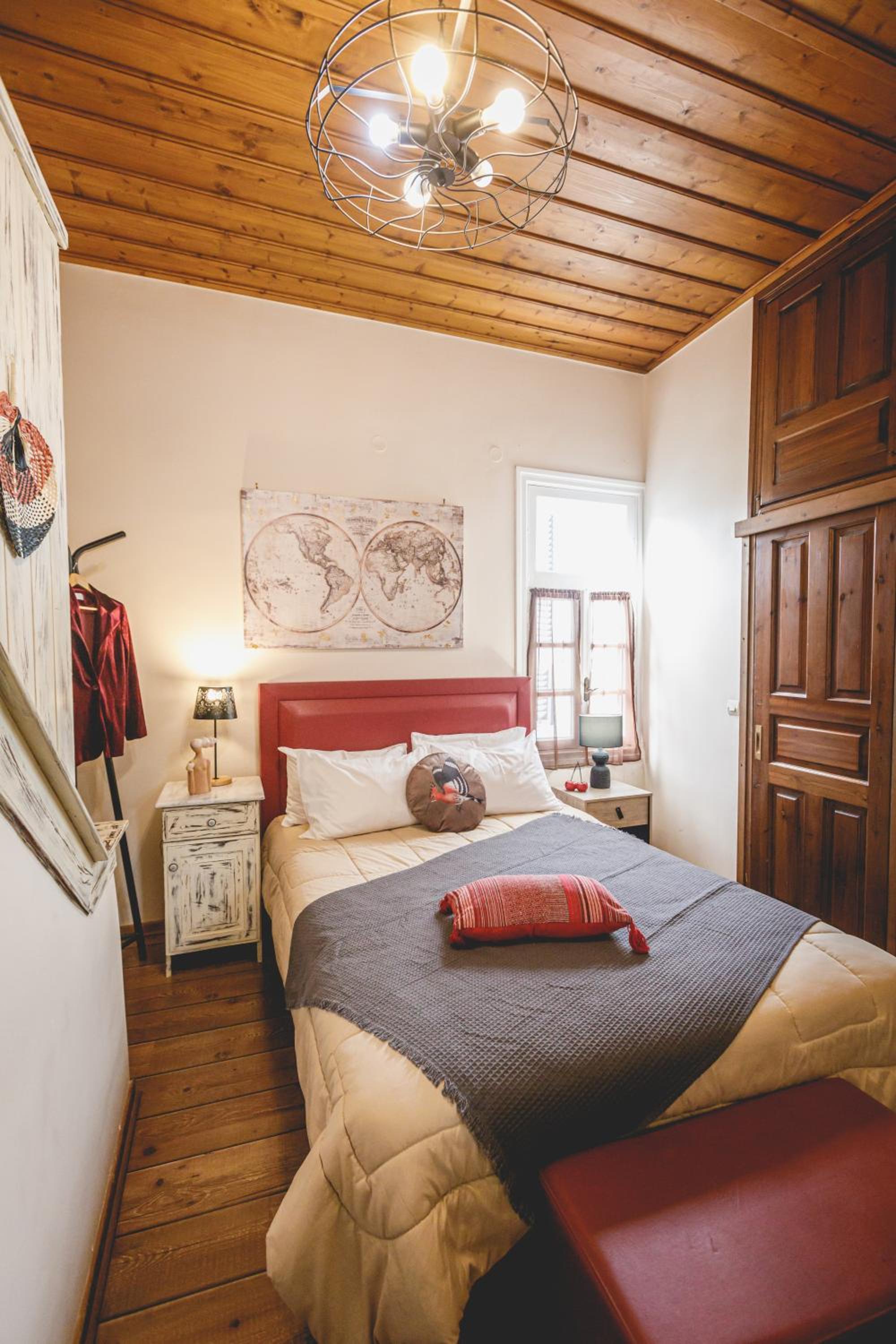 Sagredo Traditional House