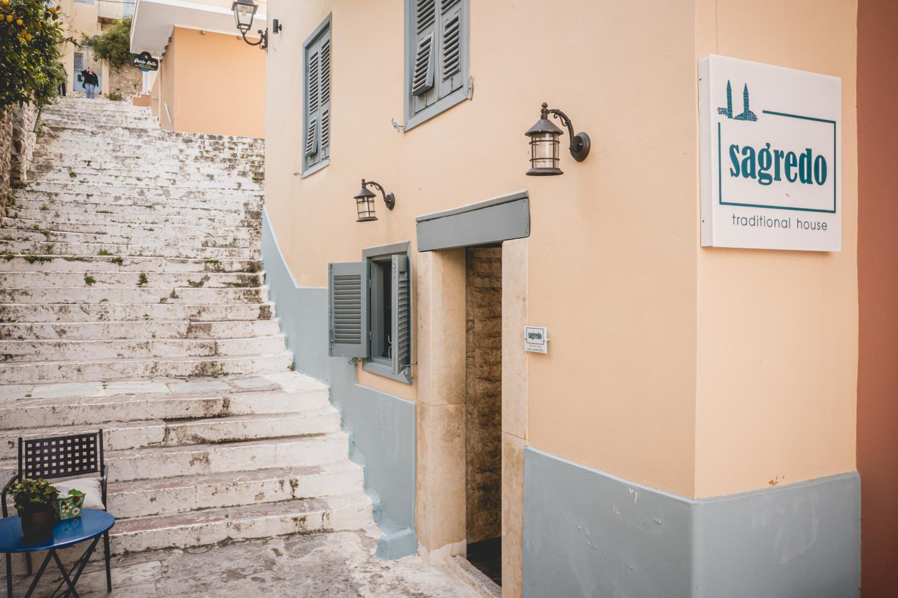 Sagredo Traditional House
