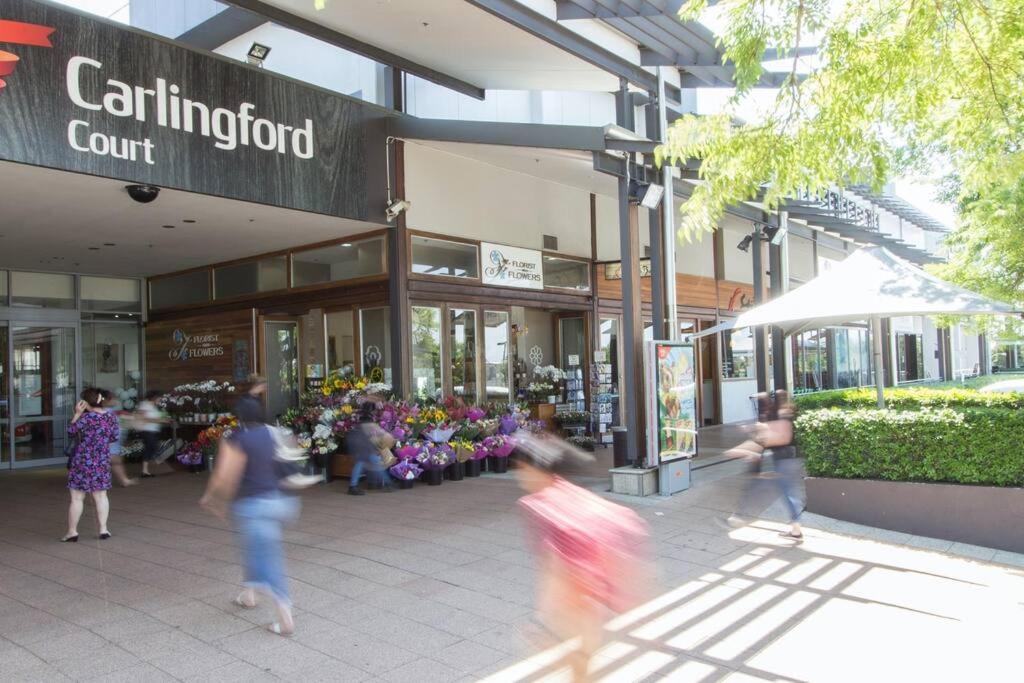 Aircabin - Carlingford - Sydney - 4 Beds House