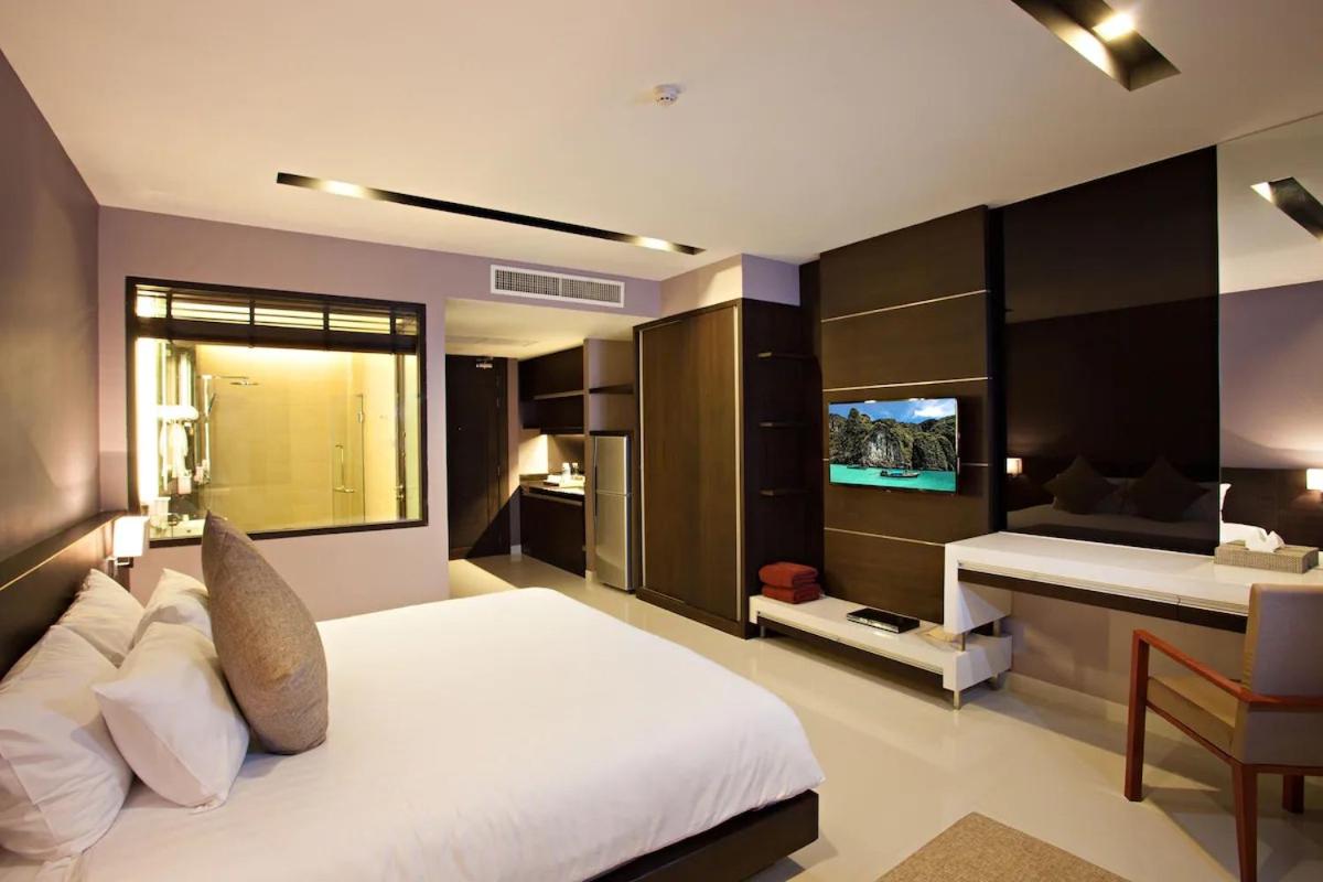 Luxury Beach Apartments by MVP view 3