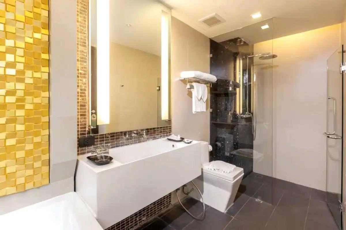 Luxury Beach Apartments by MVP view 4