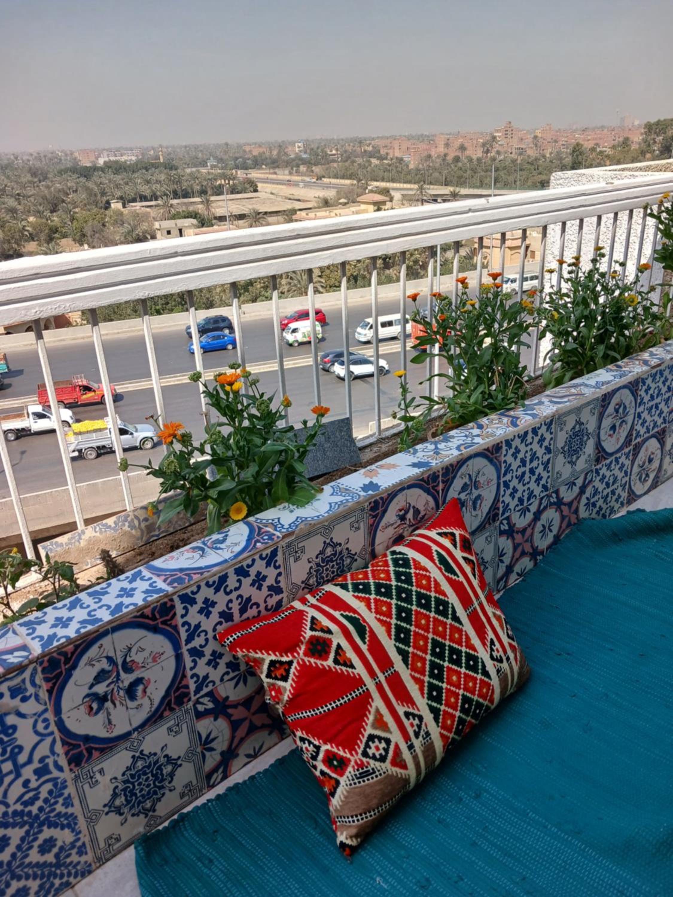 GEM VIEW ROOMS