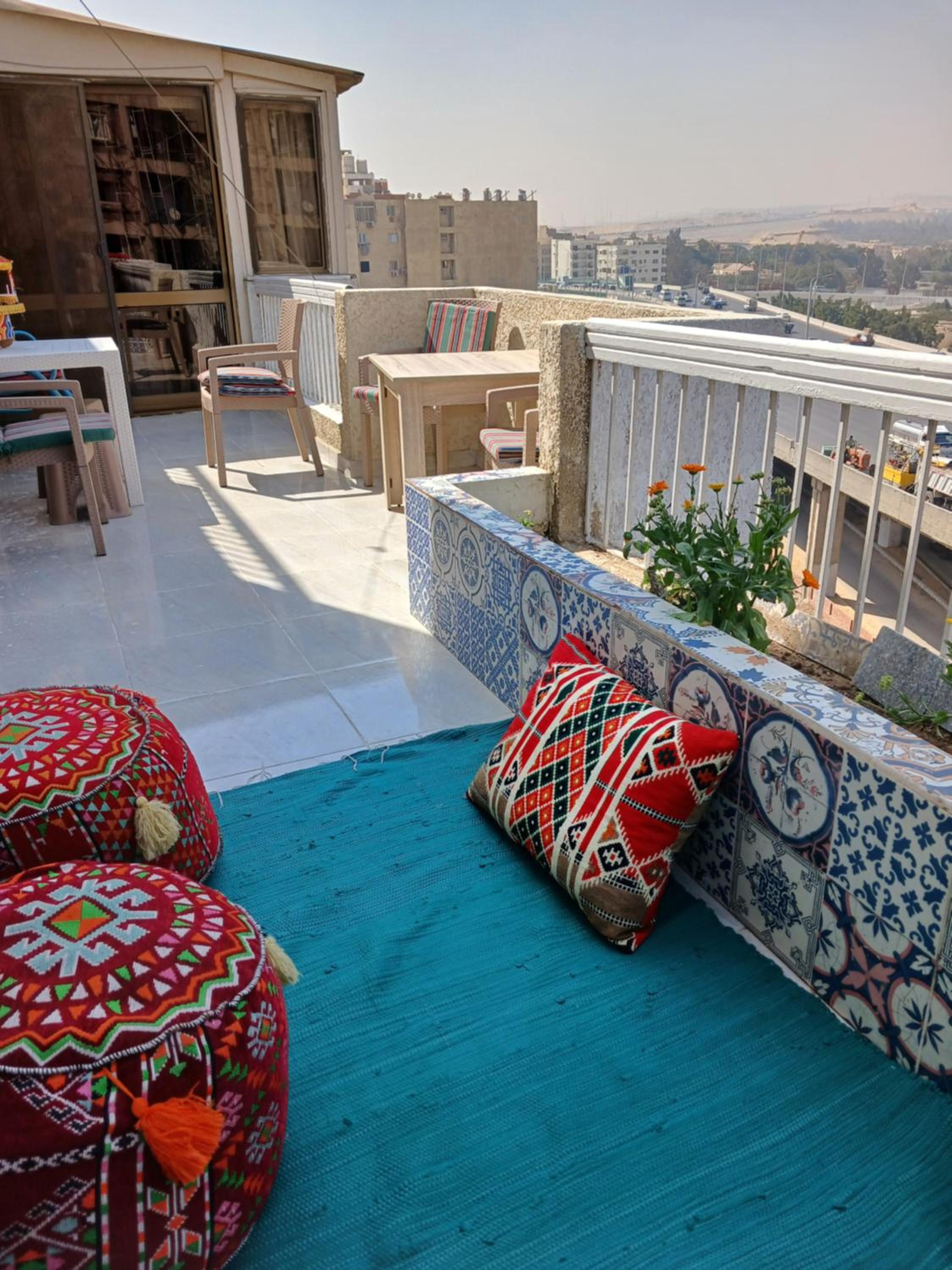 GEM VIEW ROOMS