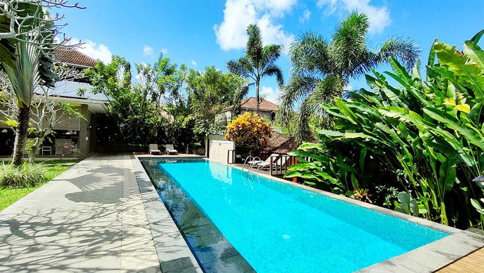 Villa Nirvana
