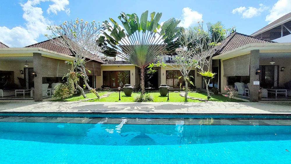 Villa Nirvana