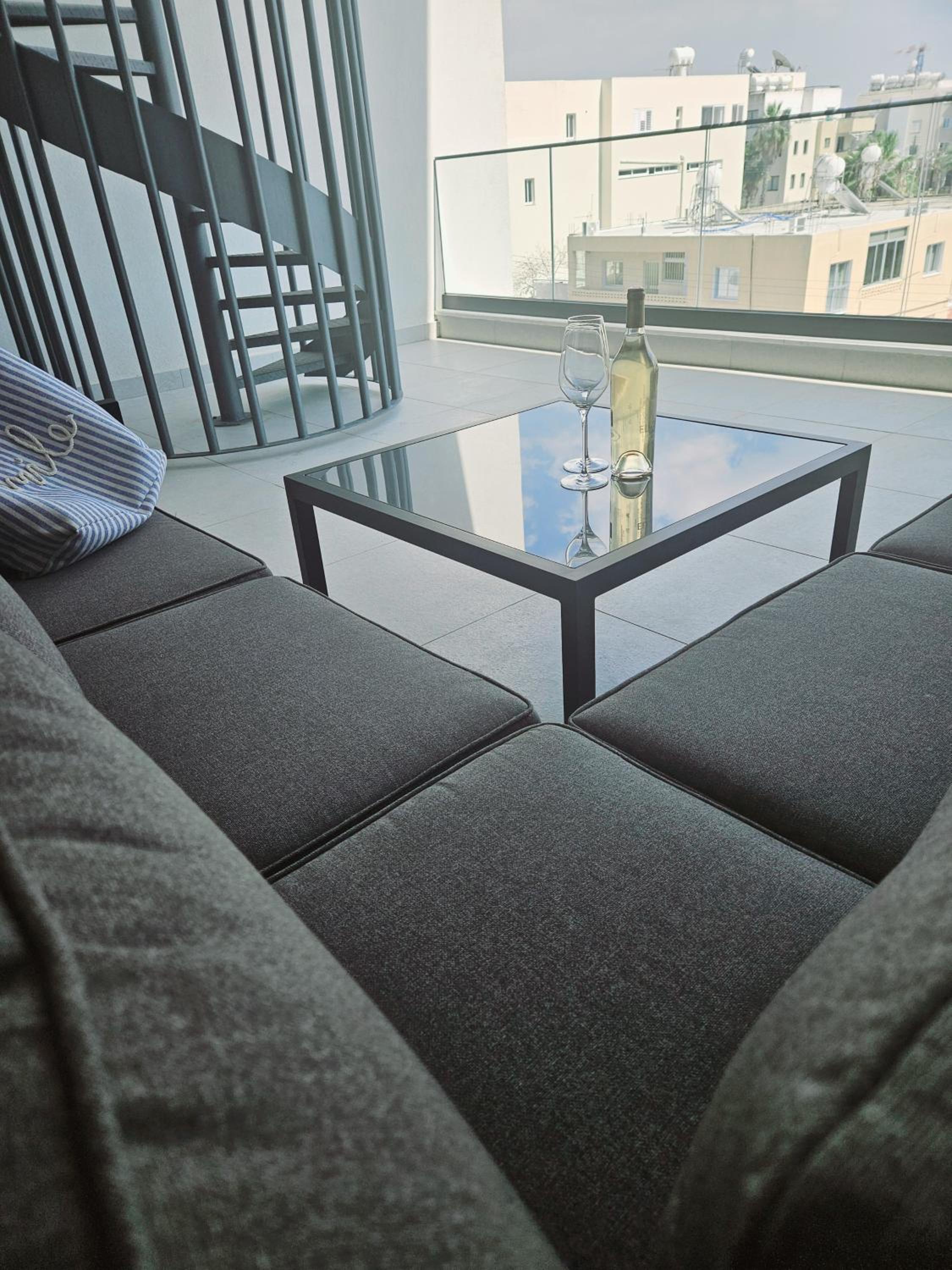 Heritage Paphos, luxury duplex apartment with private pool