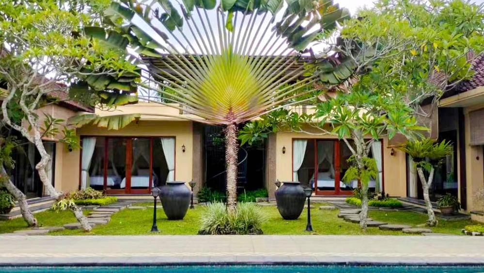 Villa Nirvana