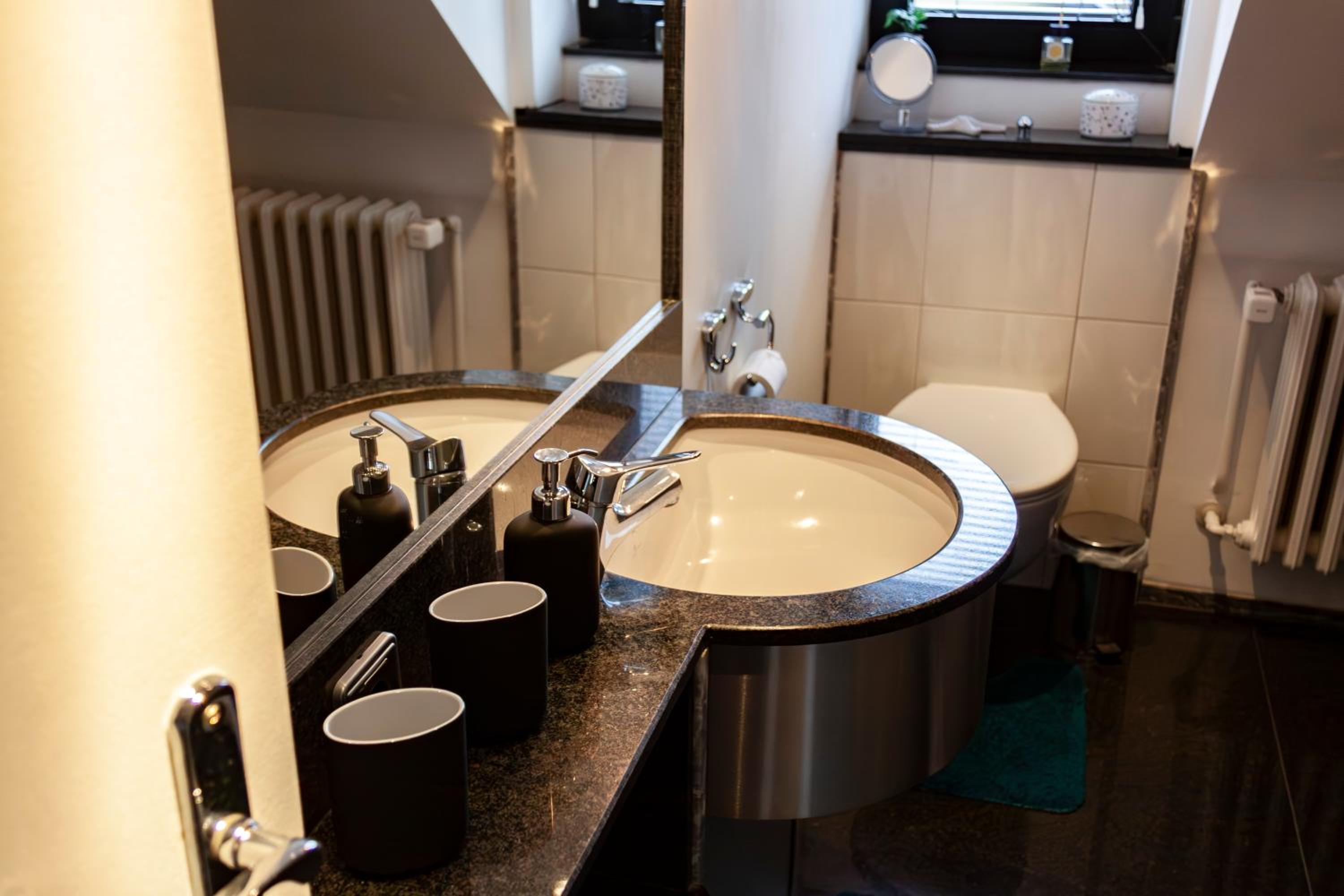 Zentrale Wohnung im Grünen!