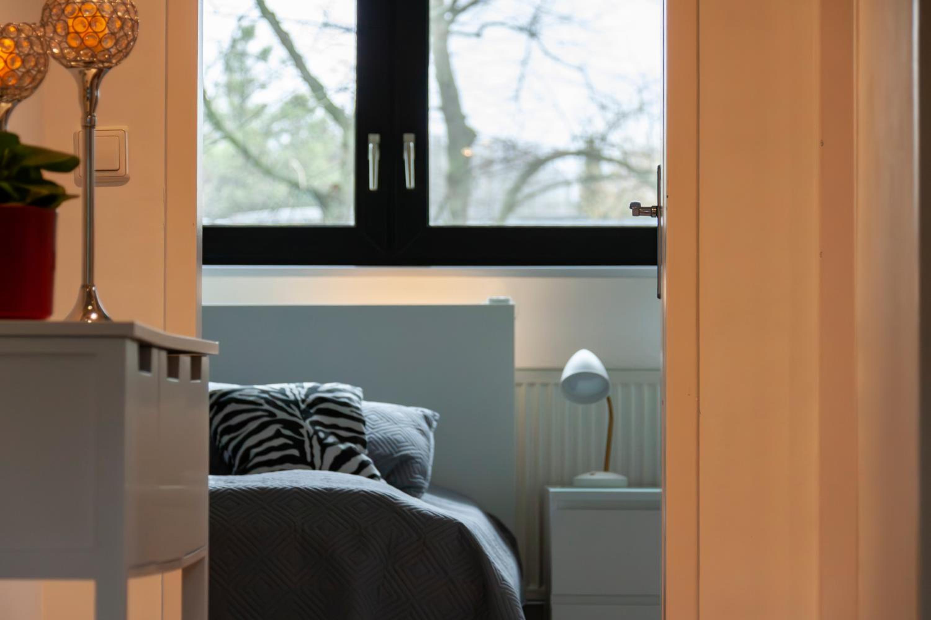 Zentrale Wohnung im Grünen!