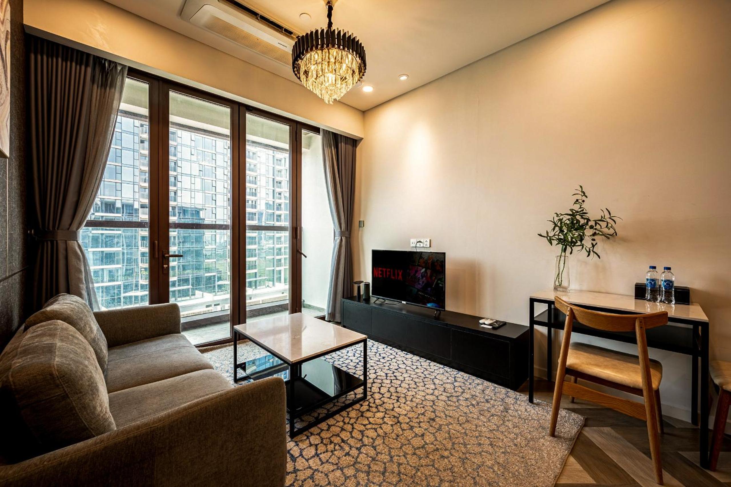 Metropole Luxury Apartment 96 Gym City Center, Infinity Pool