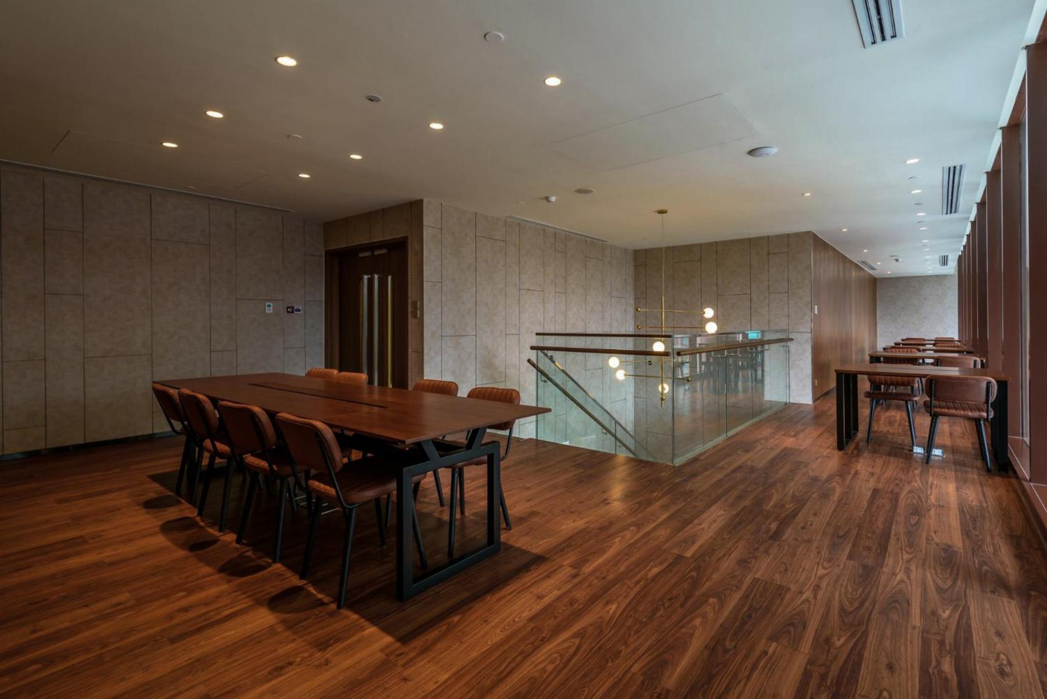 Metropole Luxury Apartment 96 Gym City Center, Infinity Pool