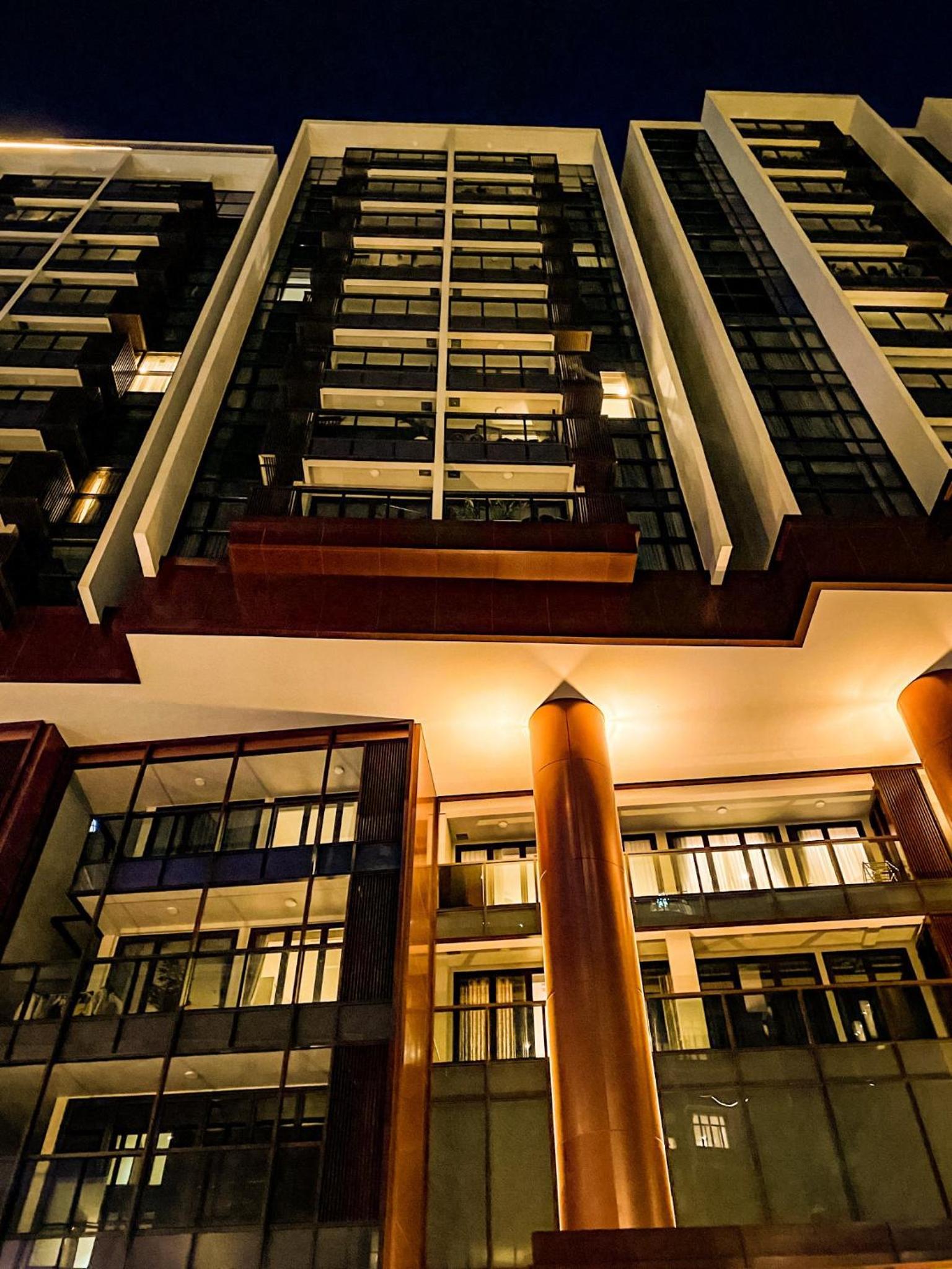 Metropole Luxury Apartment 96 Gym City Center, Infinity Pool
